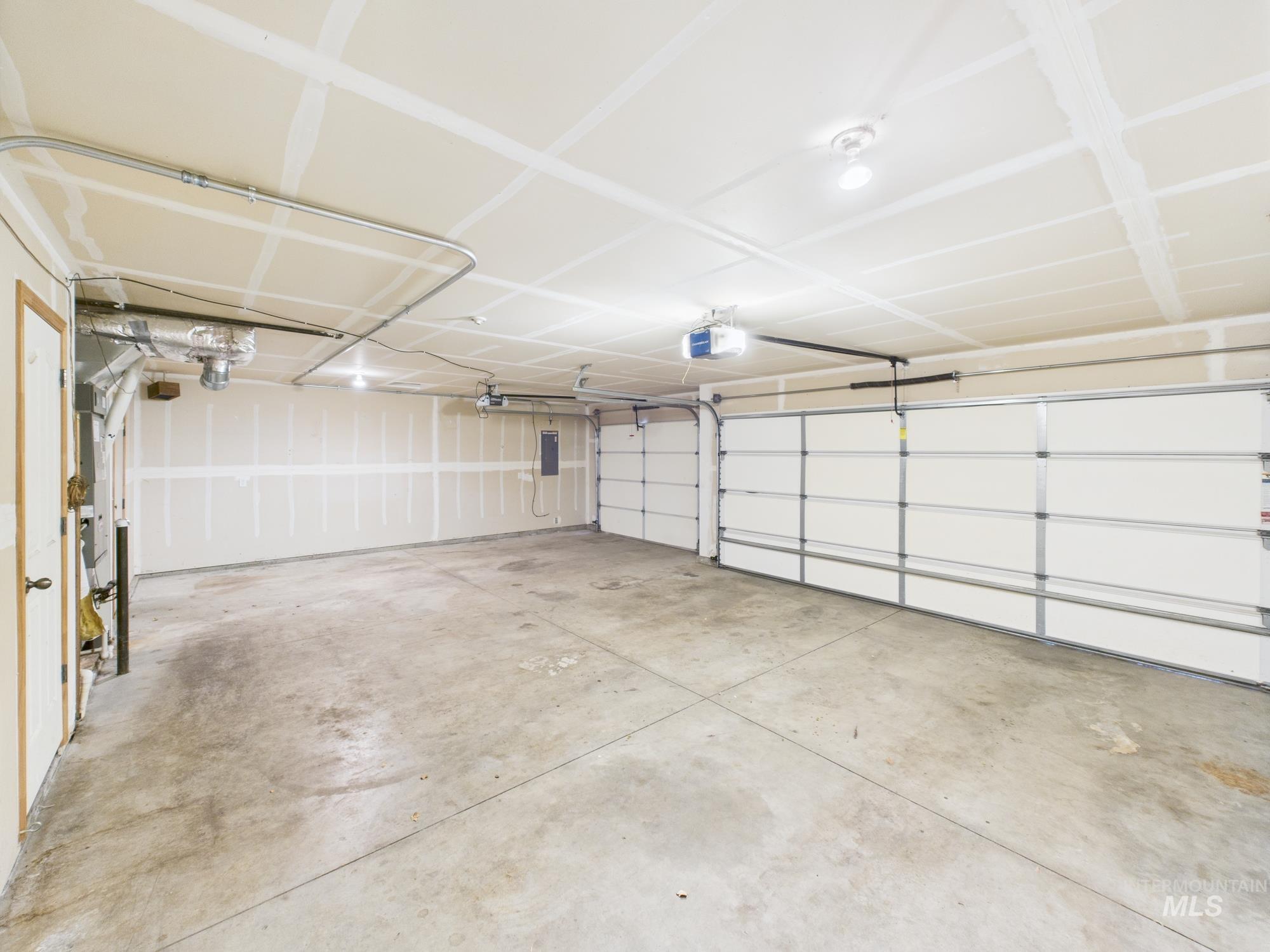 265 N Hullen Pl Property Photo 45