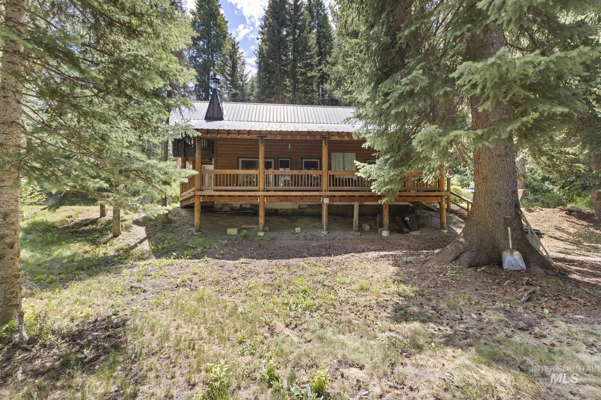 10324 Peterson Loop Property Photo 2