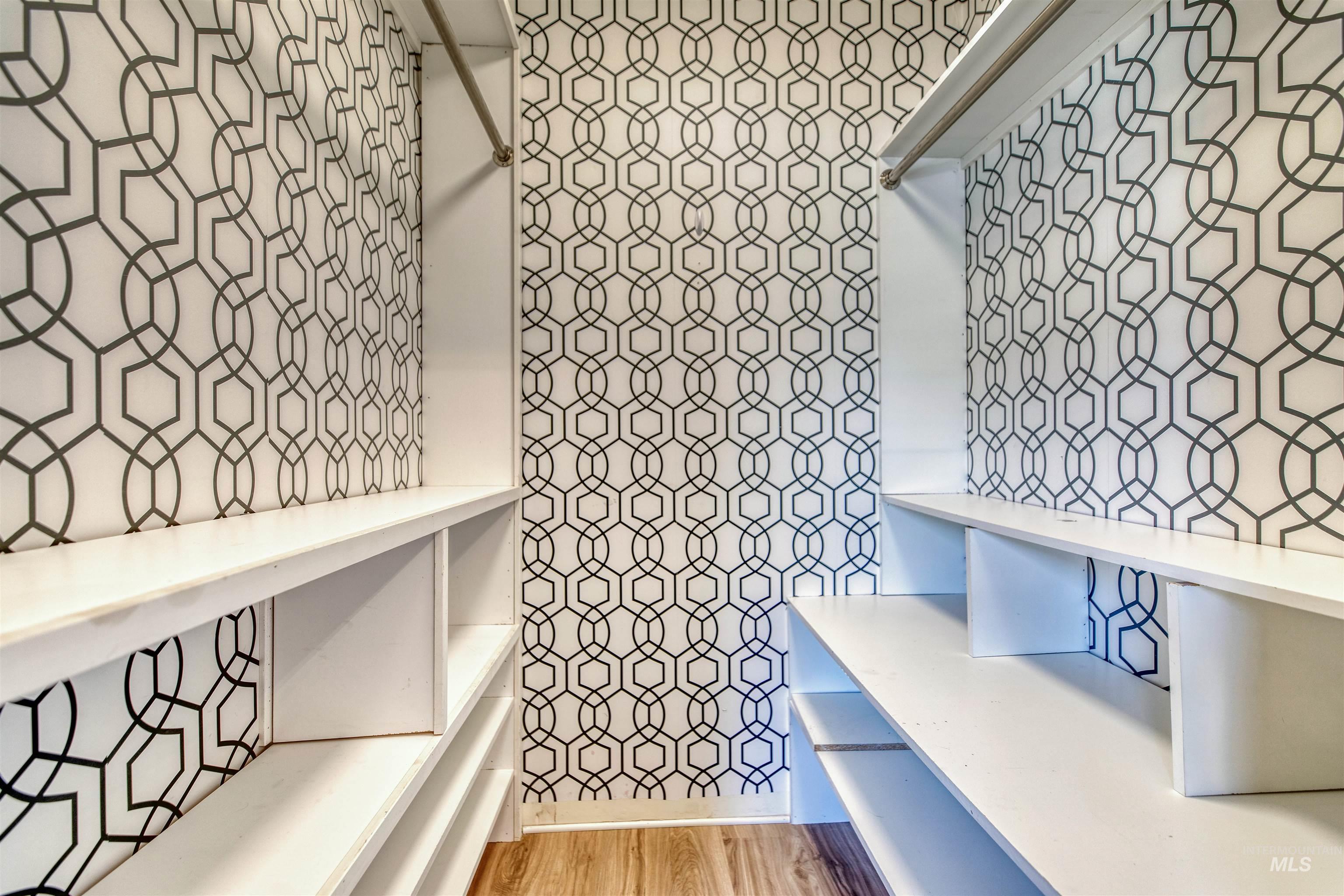 1015 E Logan Street Property Photo 33