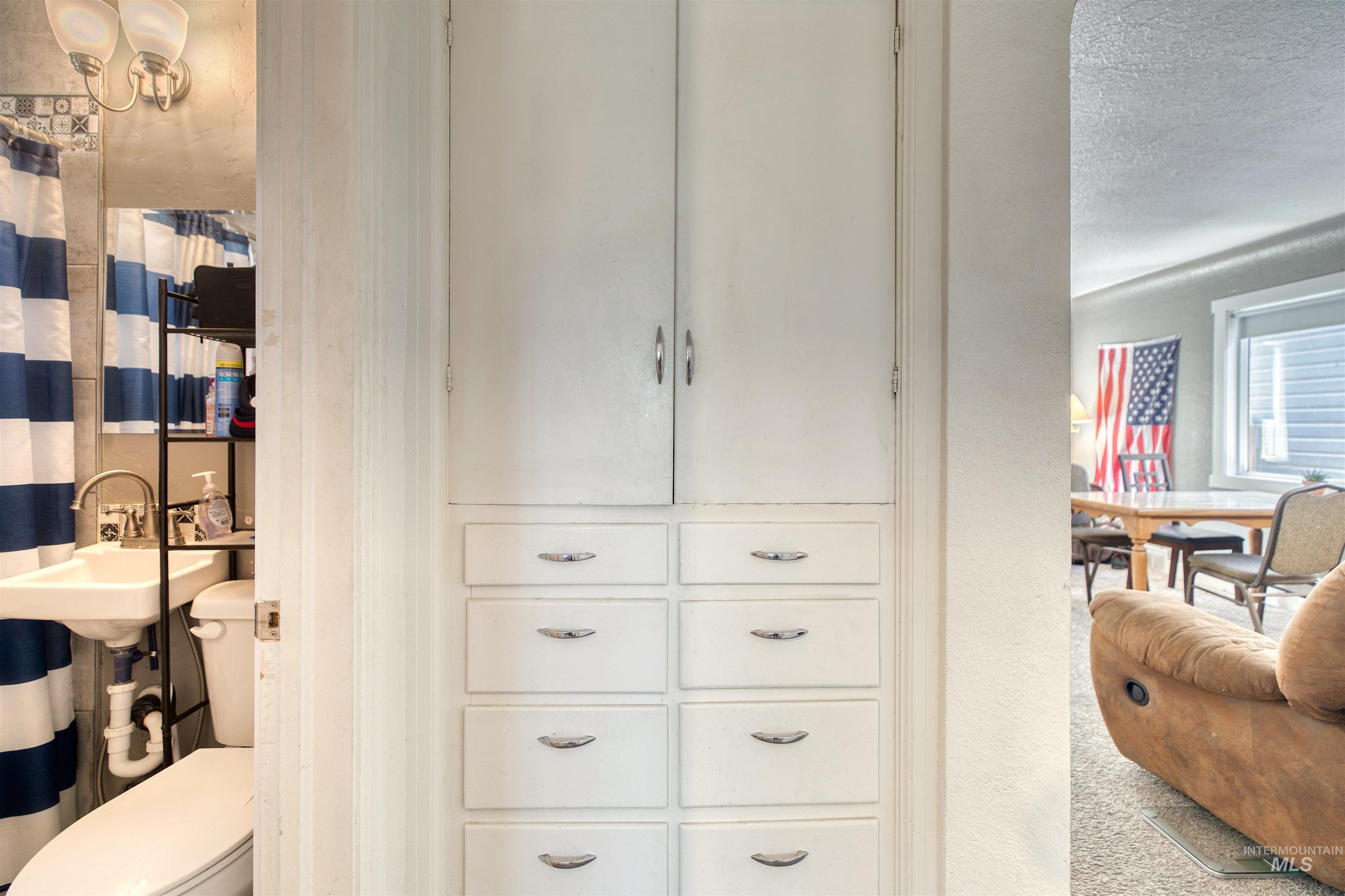 212 S 16th Street Property Photo 15