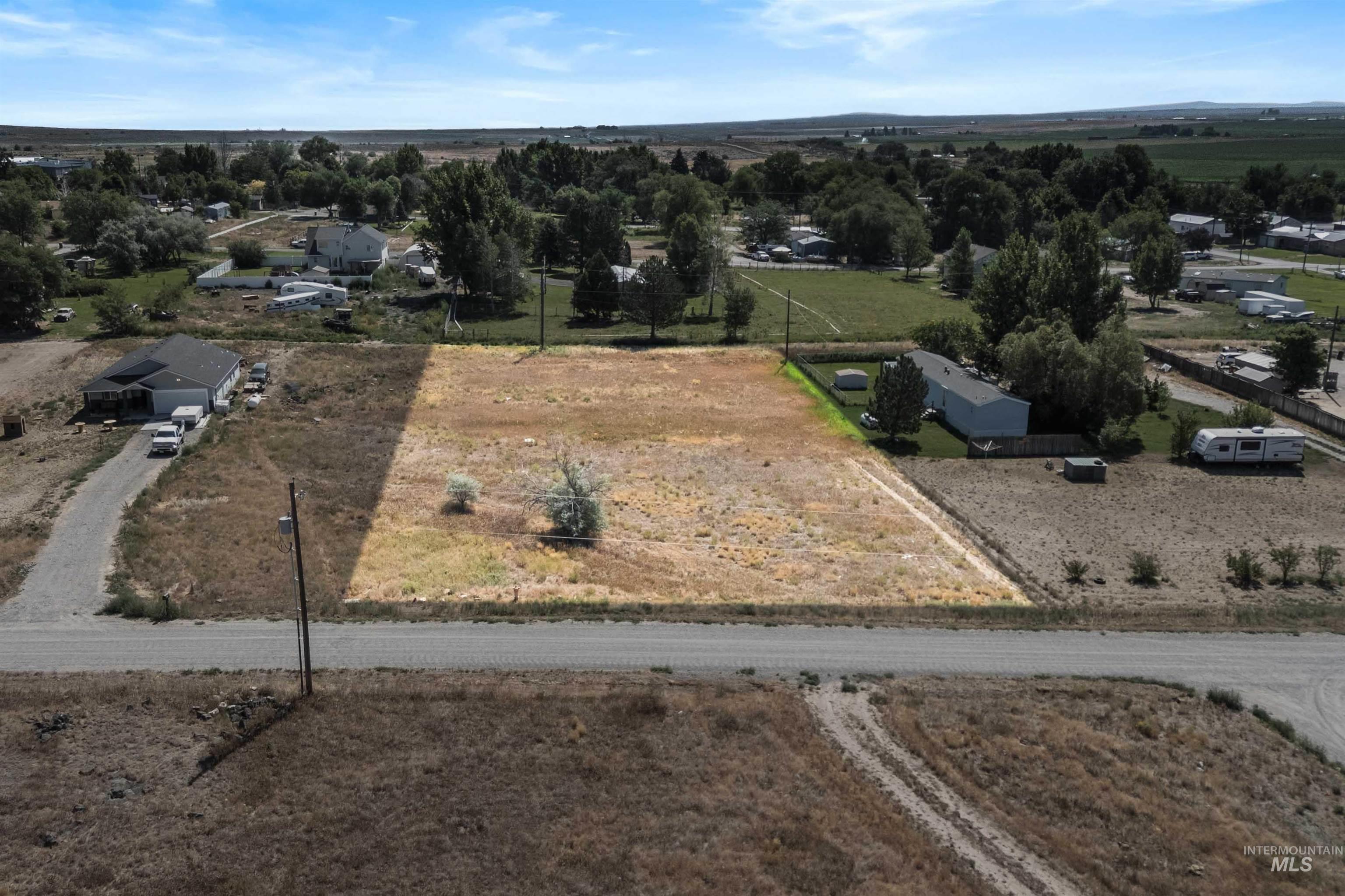 220 N Waucanza Street Property Photo 2