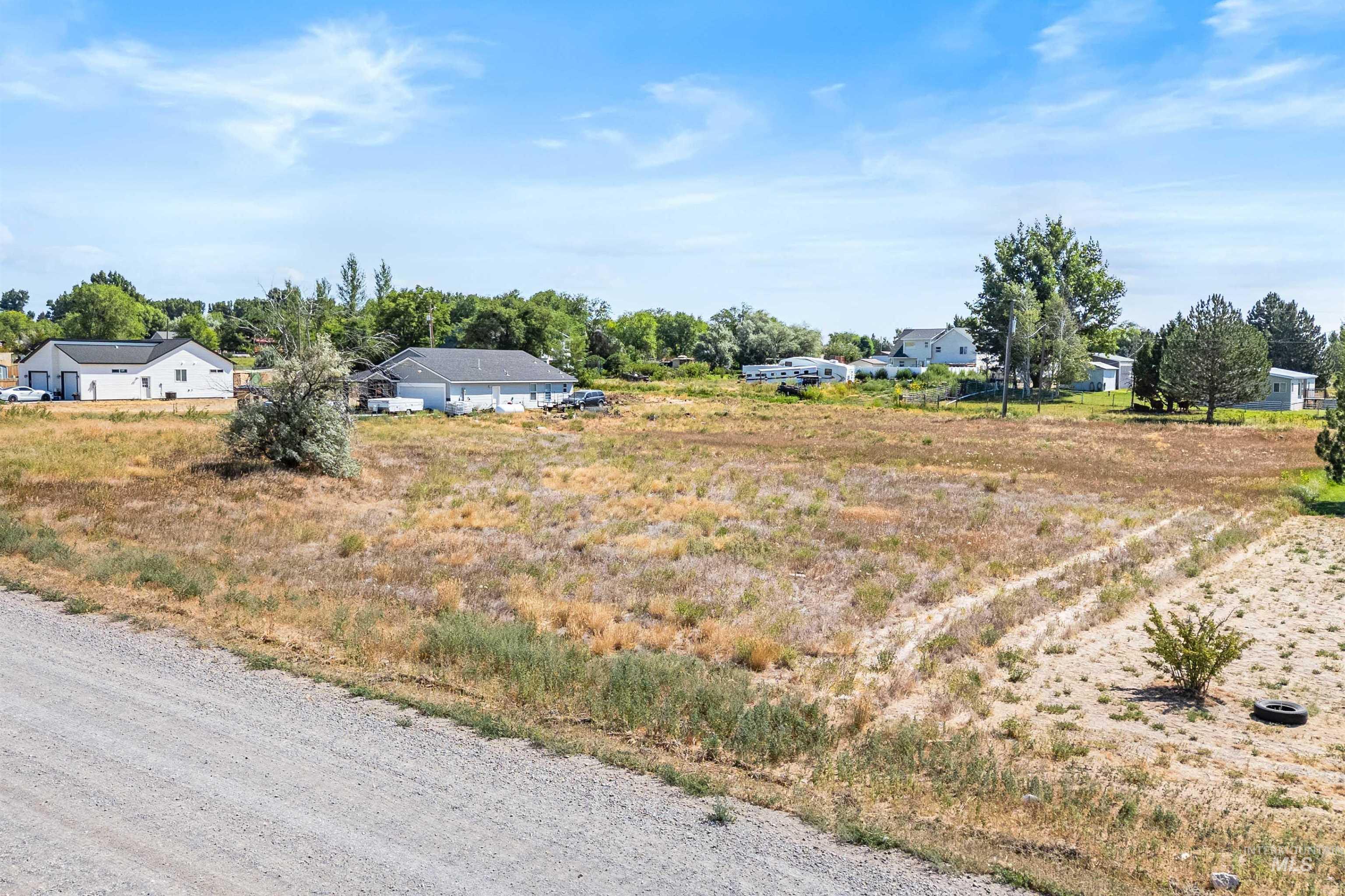 220 N Waucanza Street Property Photo 11