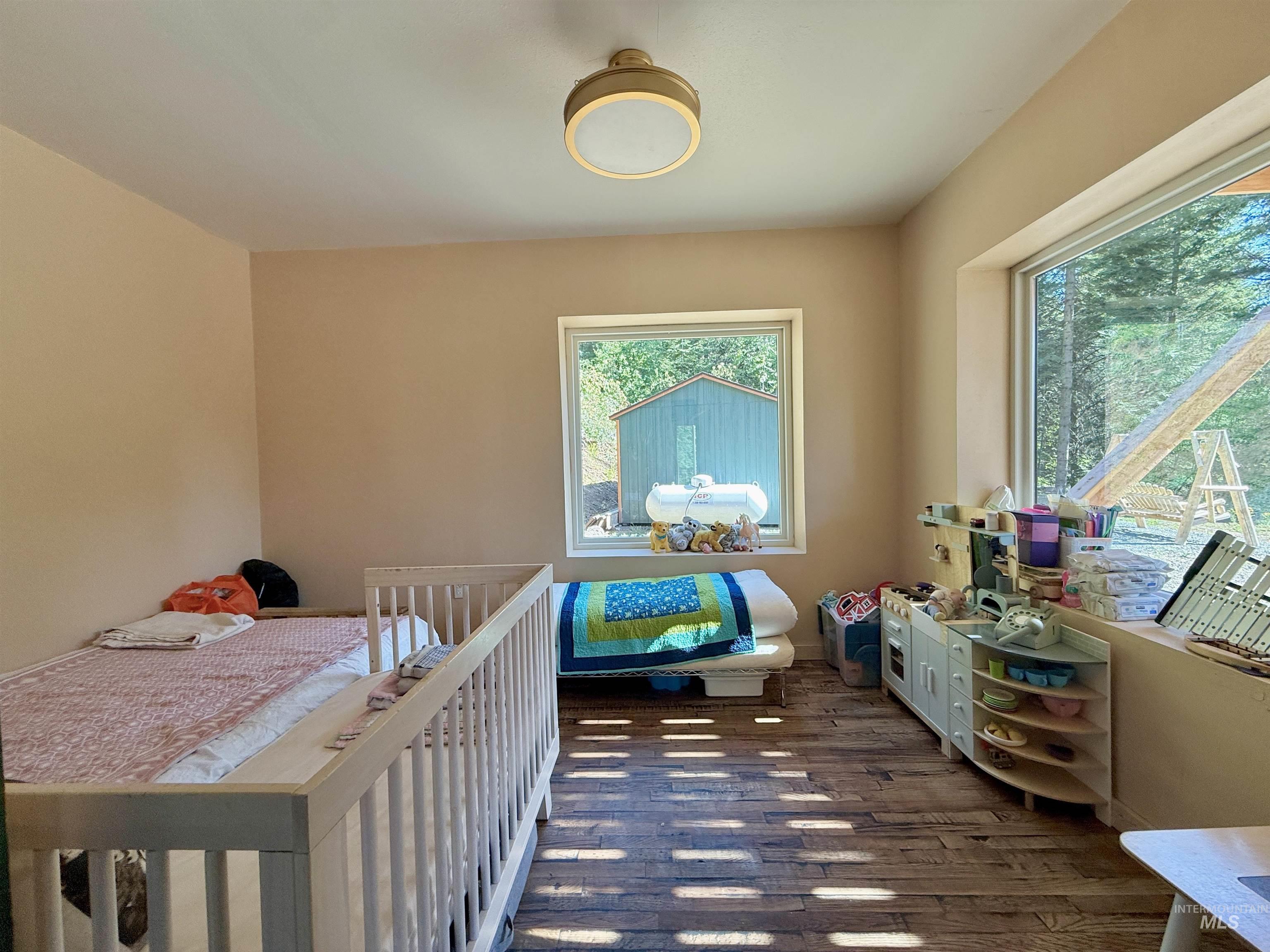 688 Cove Road Property Photo 12