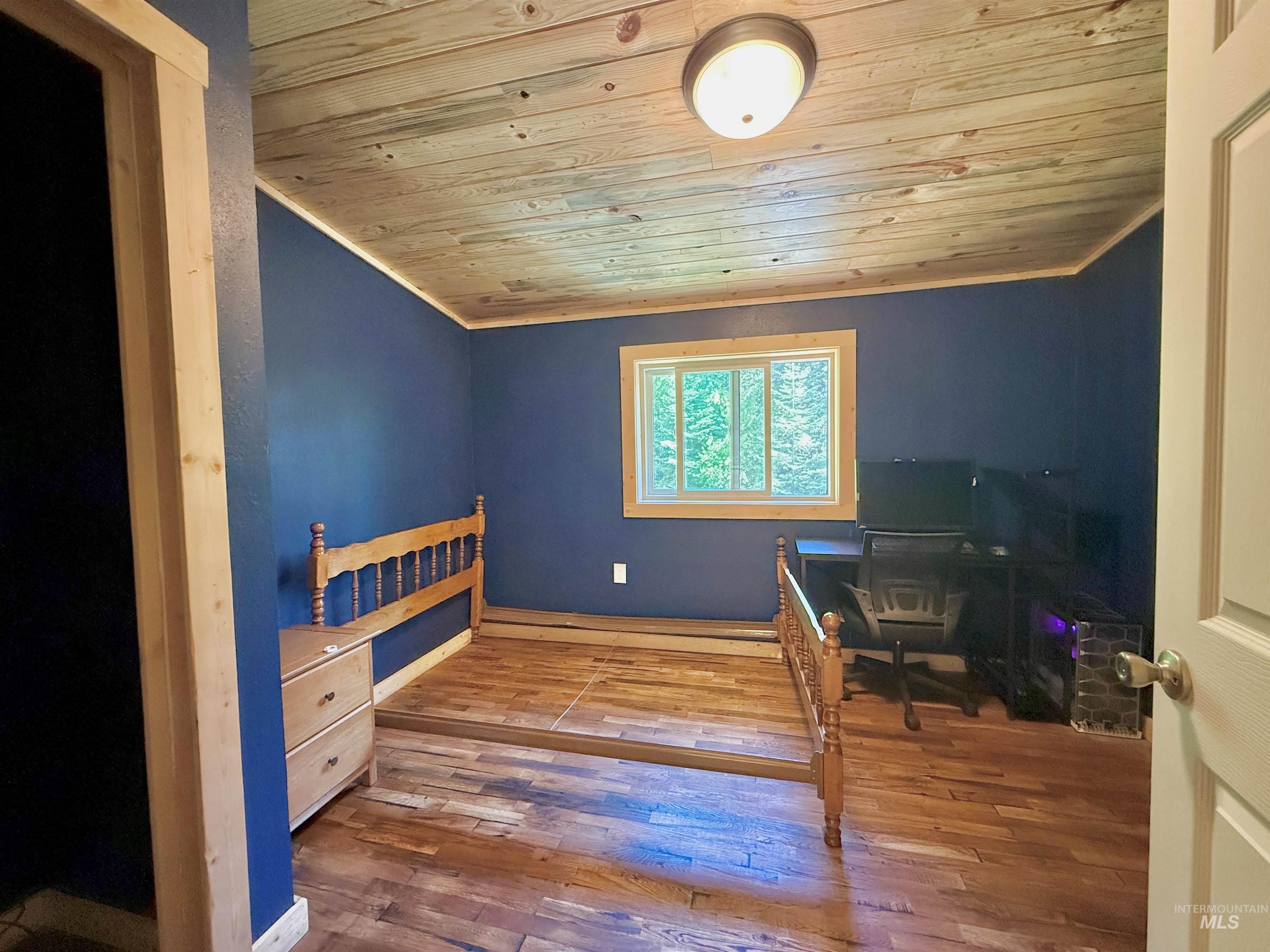 688 Cove Road Property Photo 27