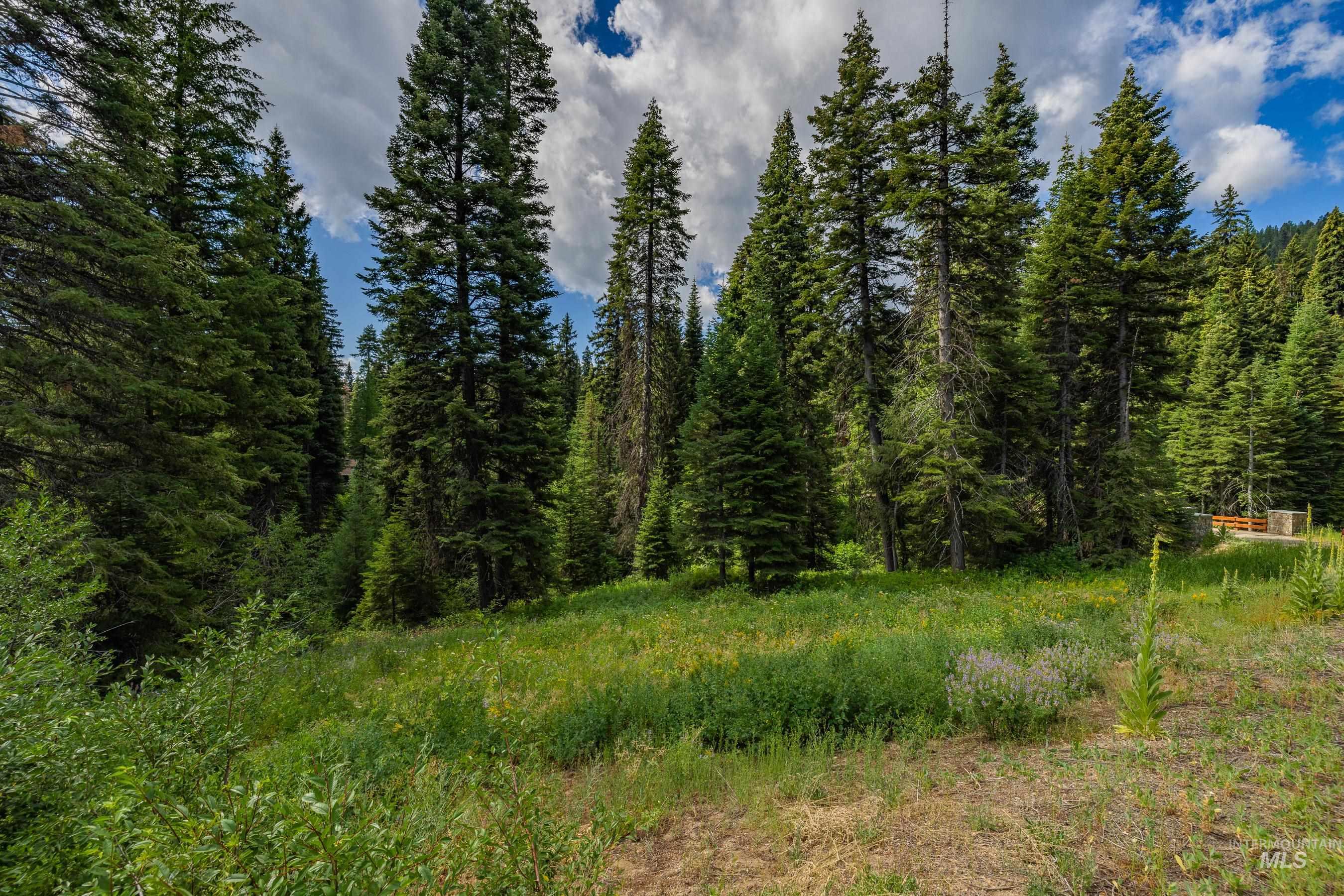 190 Pinnacle Place Property Photo 13