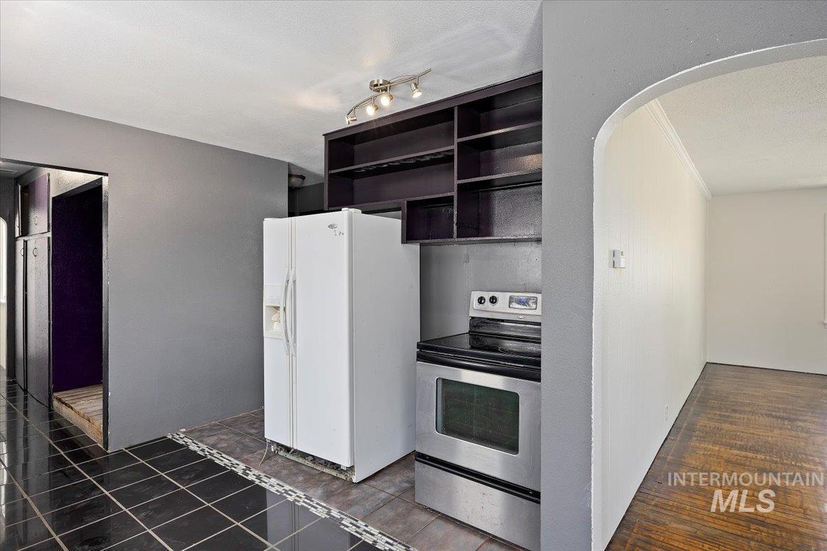 1209 G Street Property Photo 9