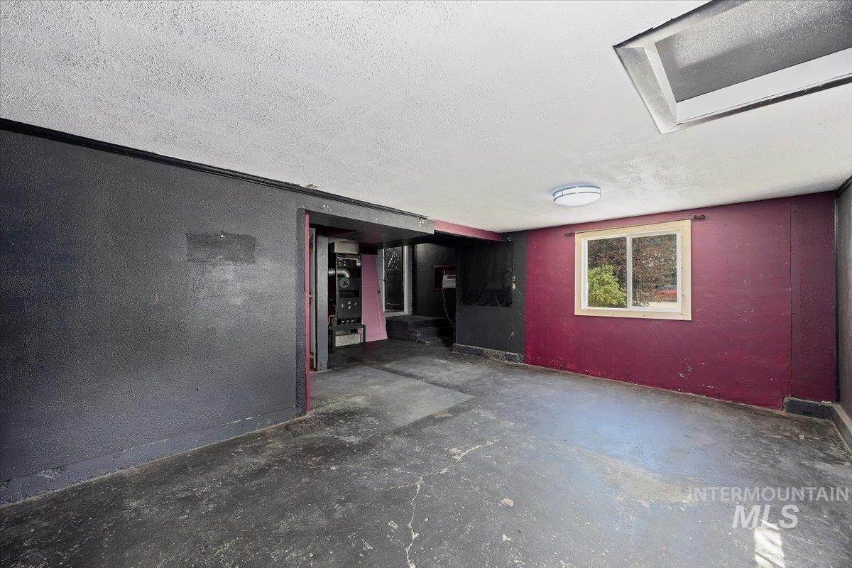 1209 G Street Property Photo 14