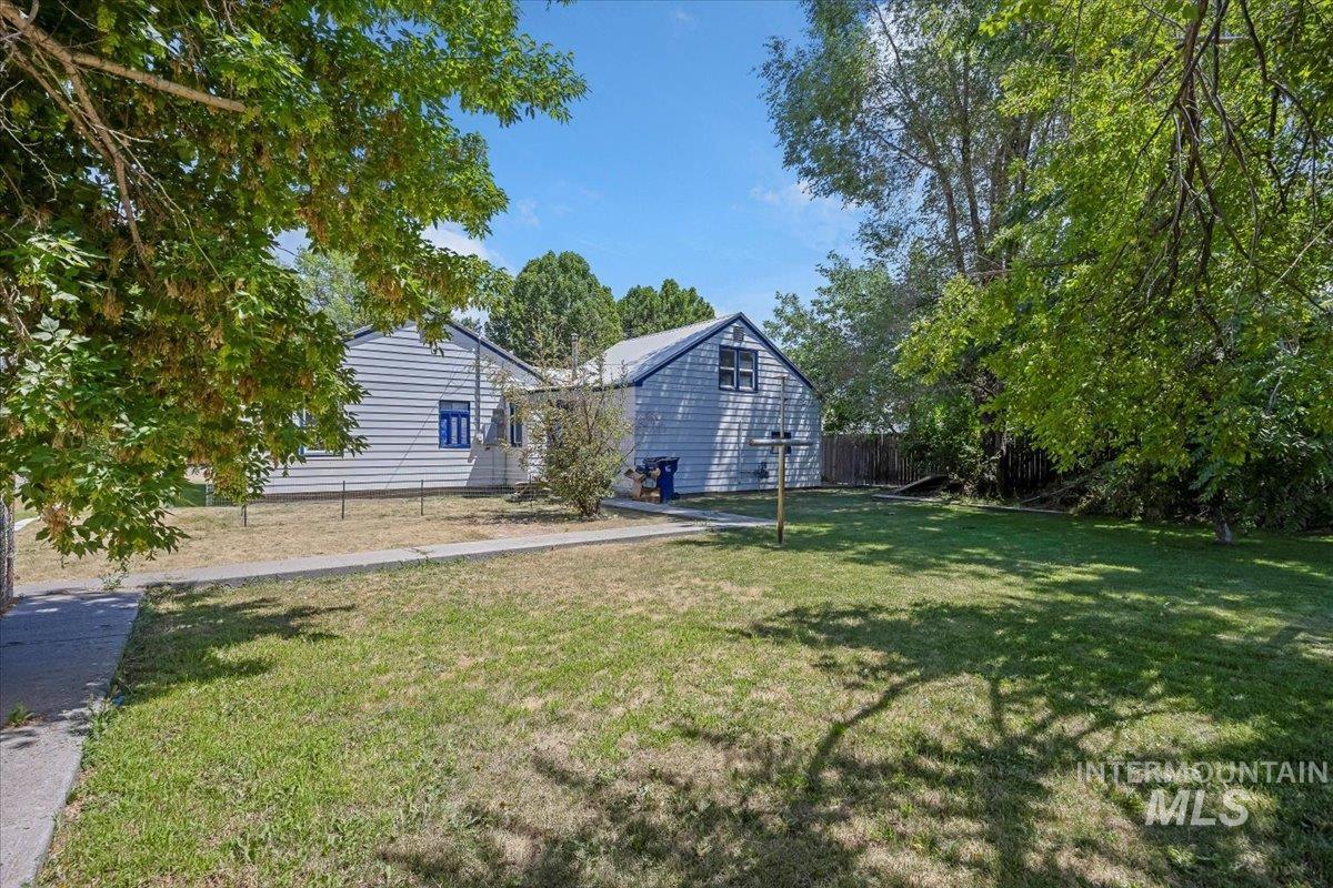 1209 G Street Property Photo 18