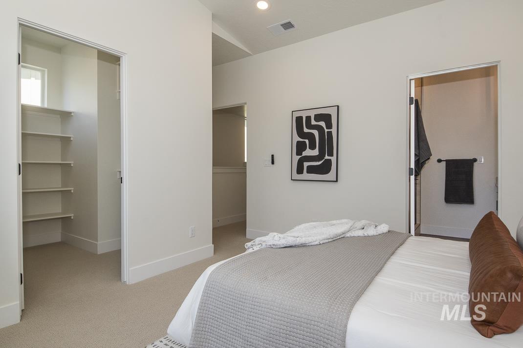 479 E Violets Cove Ln Property Photo 15