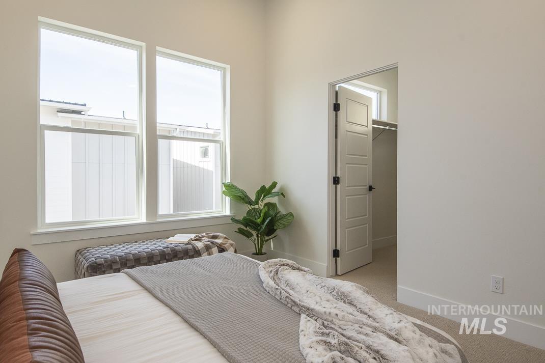 479 E Violets Cove Ln Property Photo 16