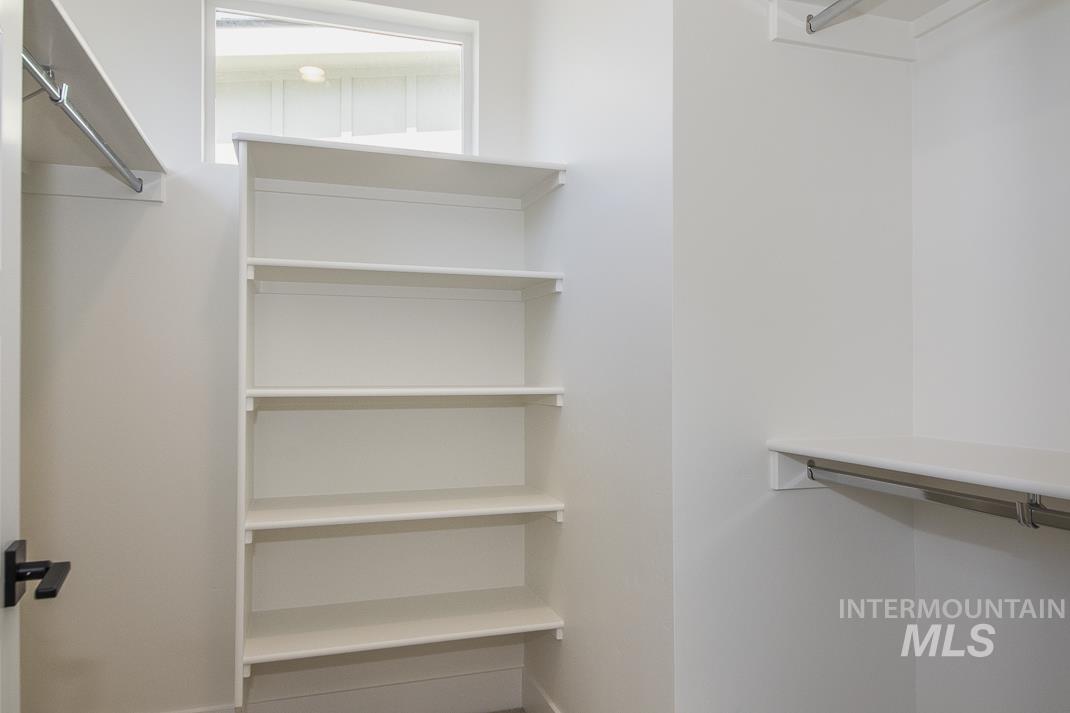 479 E Violets Cove Ln Property Photo 17