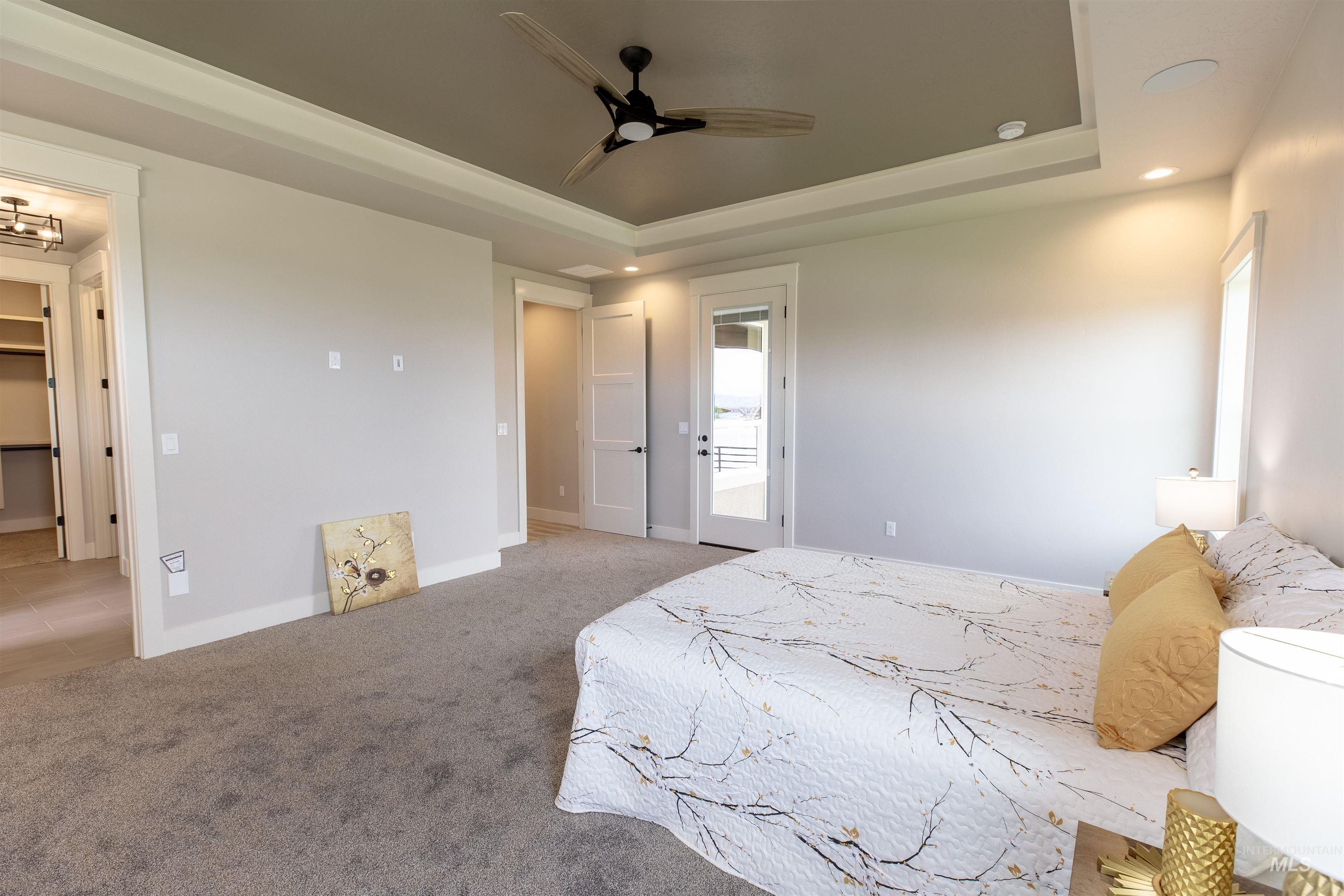 132 E Heliotrope Drive Property Photo 23