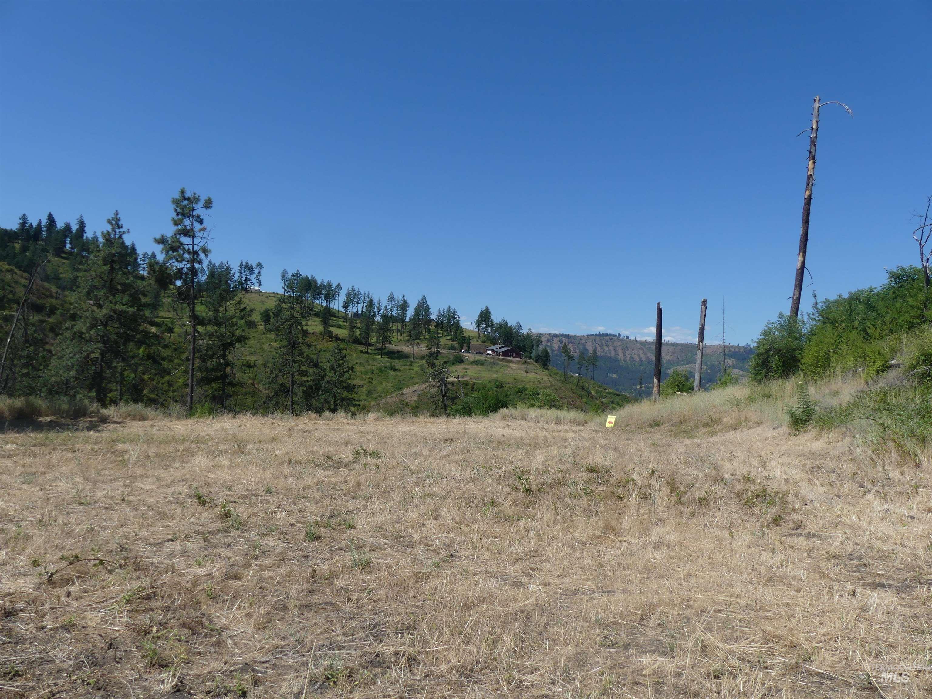 379 Glenwood Road Property Photo 1