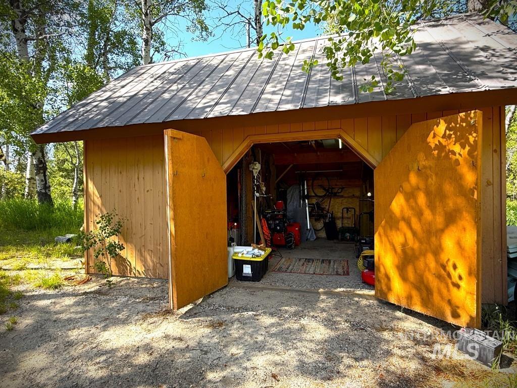 155 Potter Lane Property Photo 29