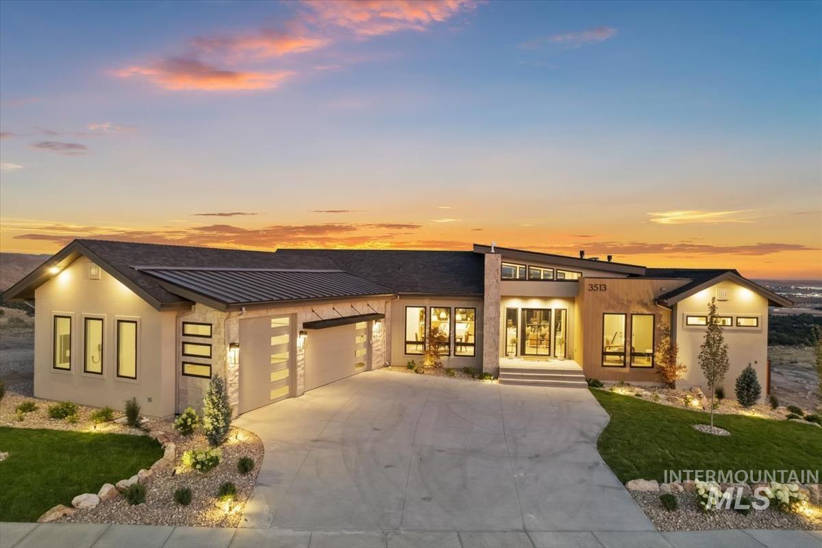 3513 E Interstellar Ct. Property Photo 1