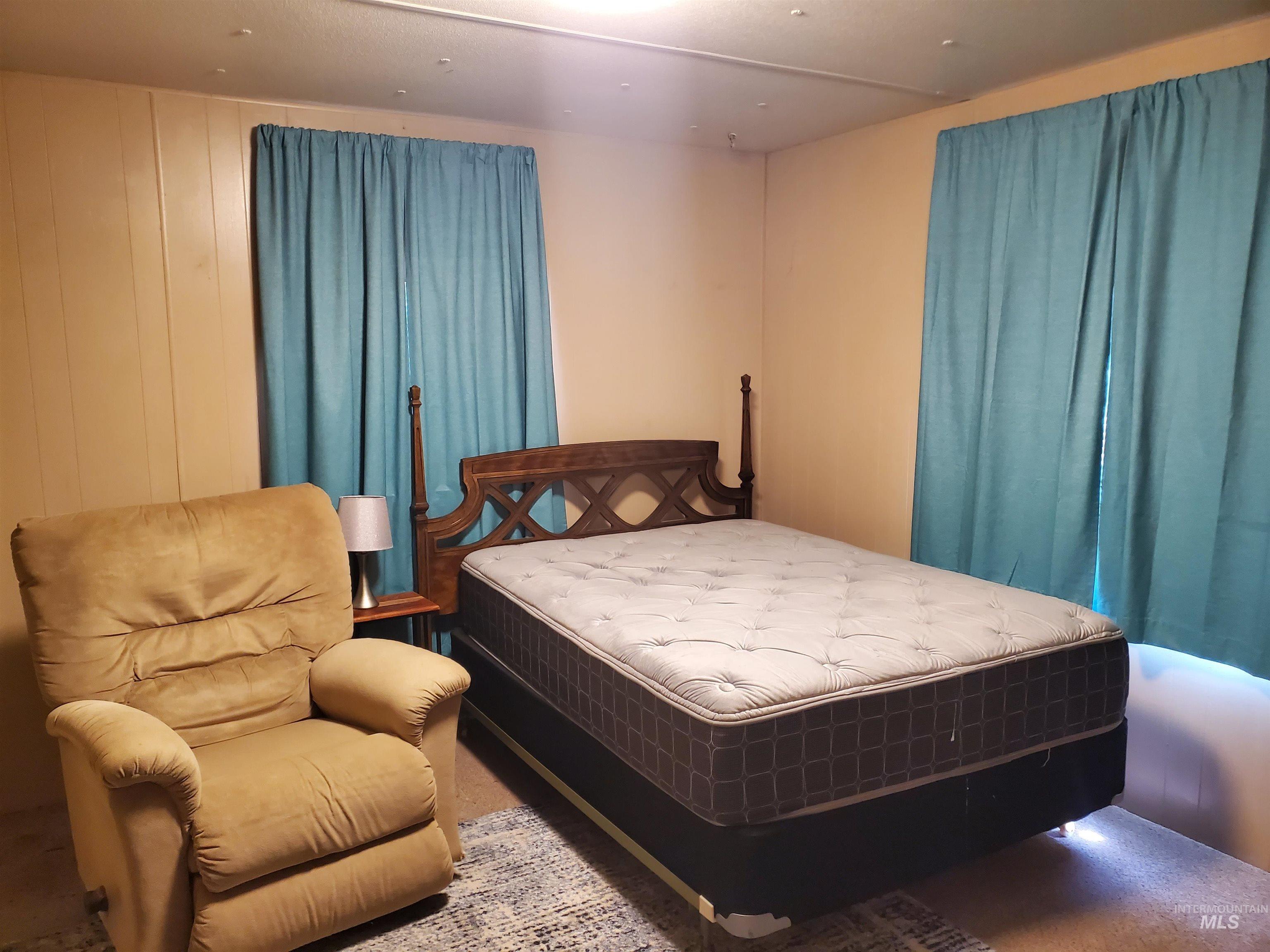 198 South Hills Property Photo 10