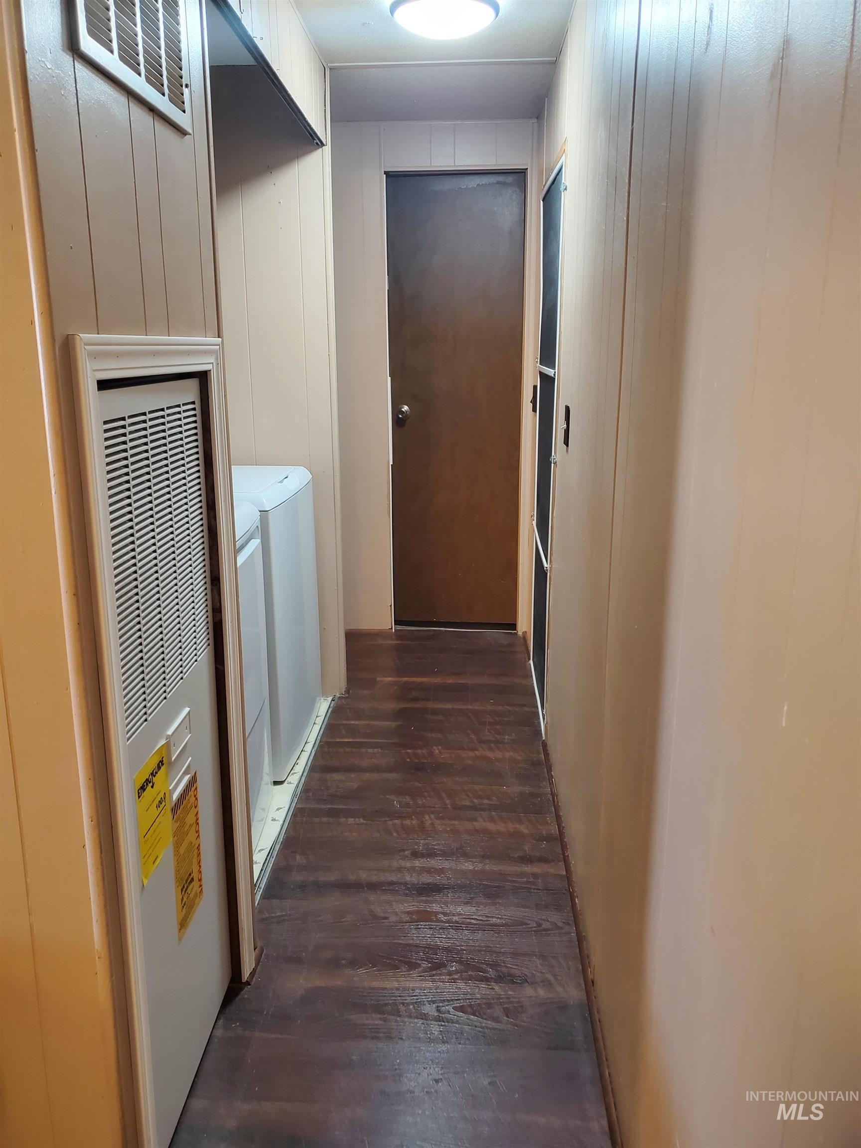 198 South Hills Property Photo 17