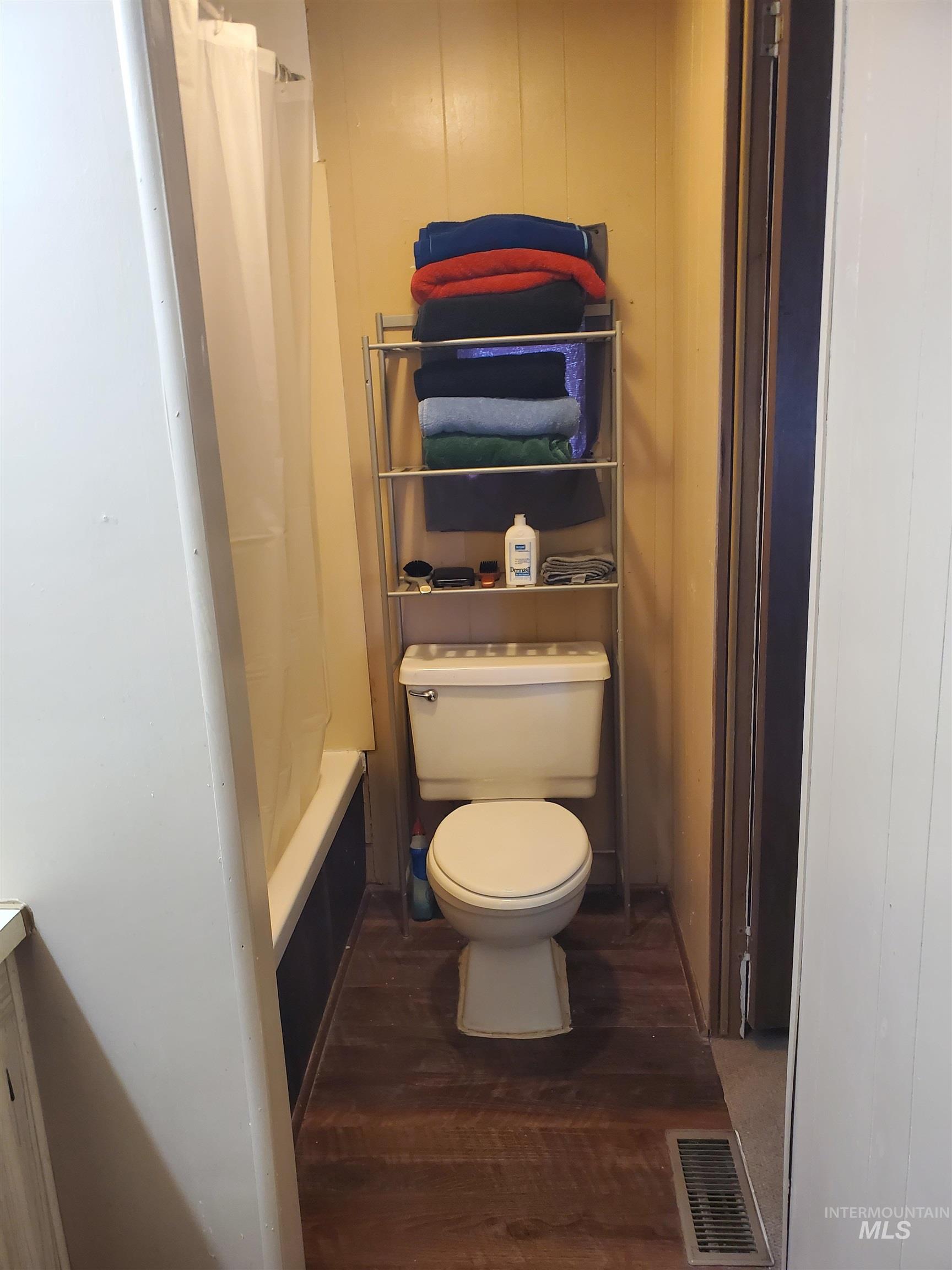 198 South Hills Property Photo 24