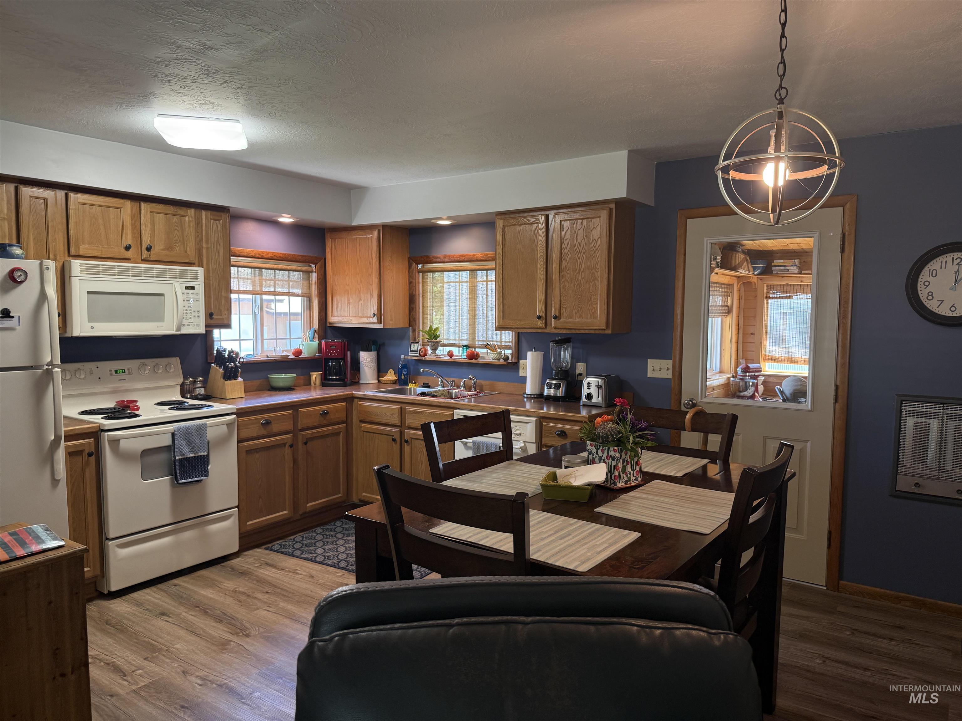 516 S Main Street Property Photo 16