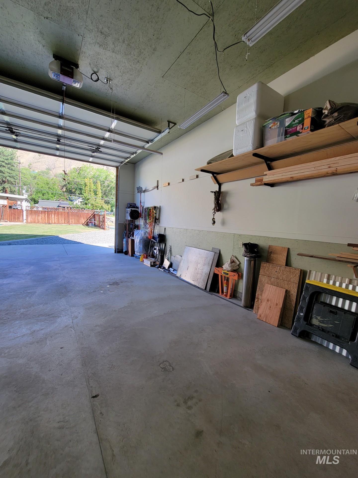 516 S Main Street Property Photo 21