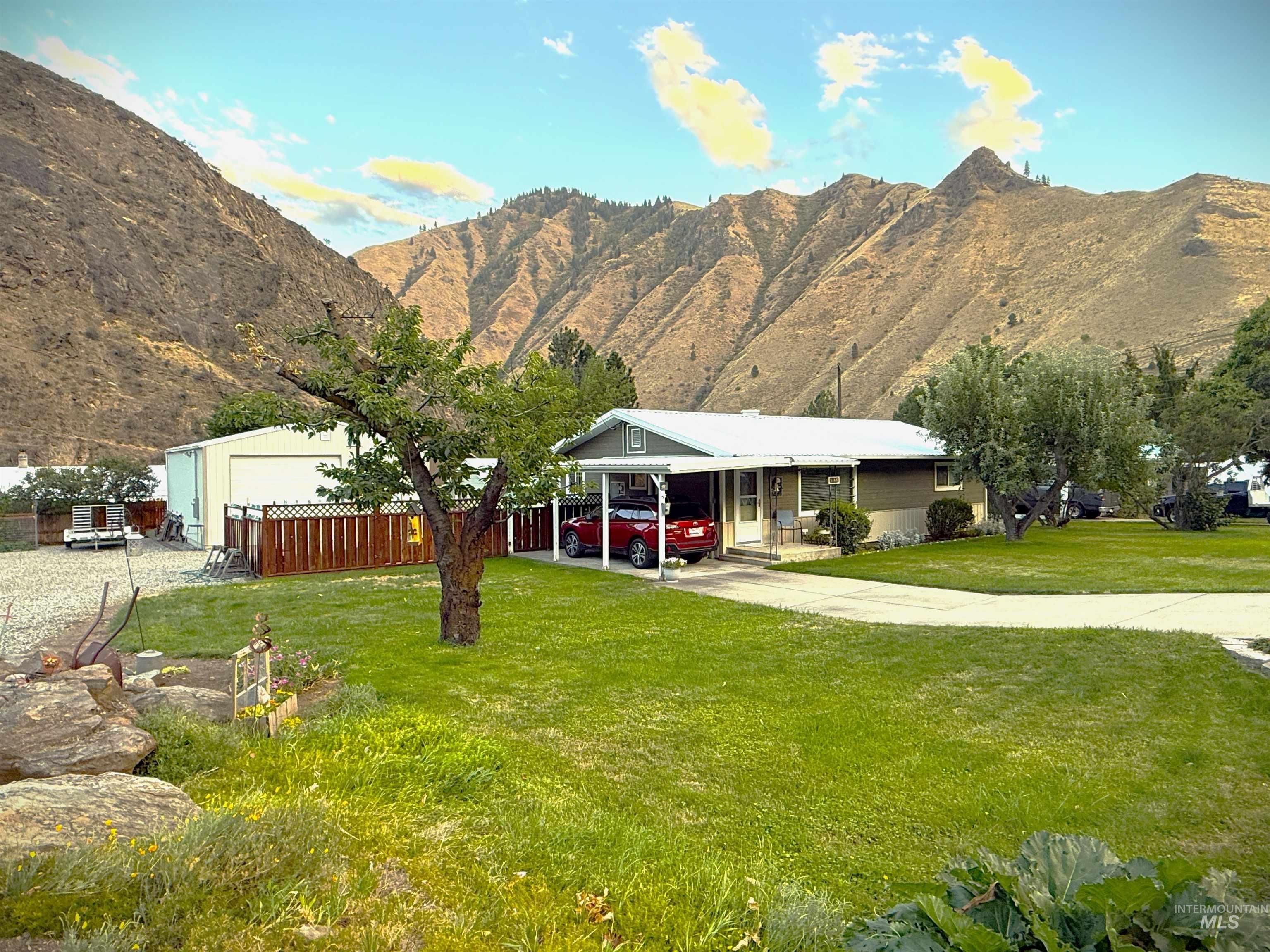 516 S Main Street Property Photo 25