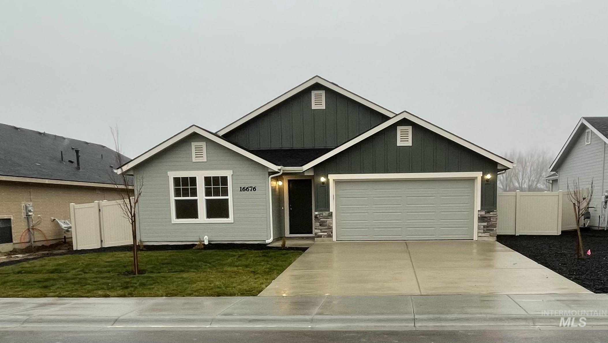16597 Steel Mountain Ave. Property Photo 1