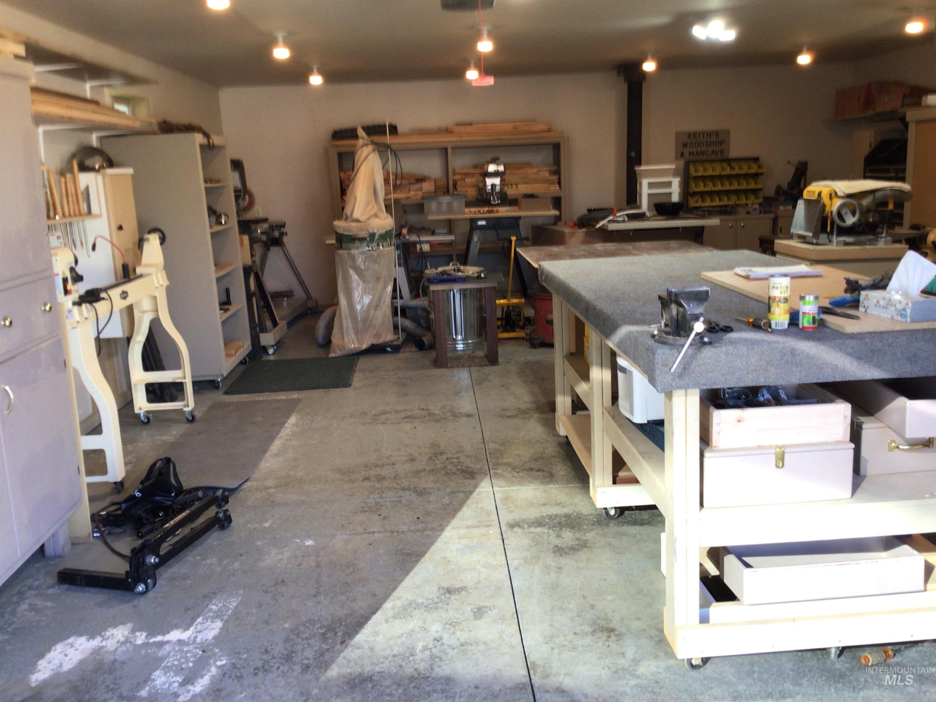 12179 W Tustin Property Photo 28