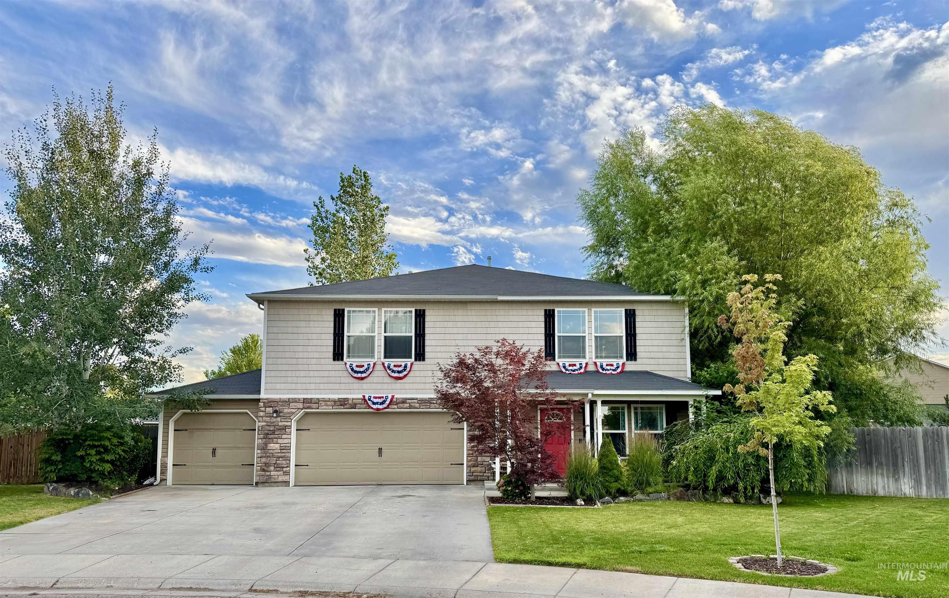 6565 Fairwind Pl Property Photo 1