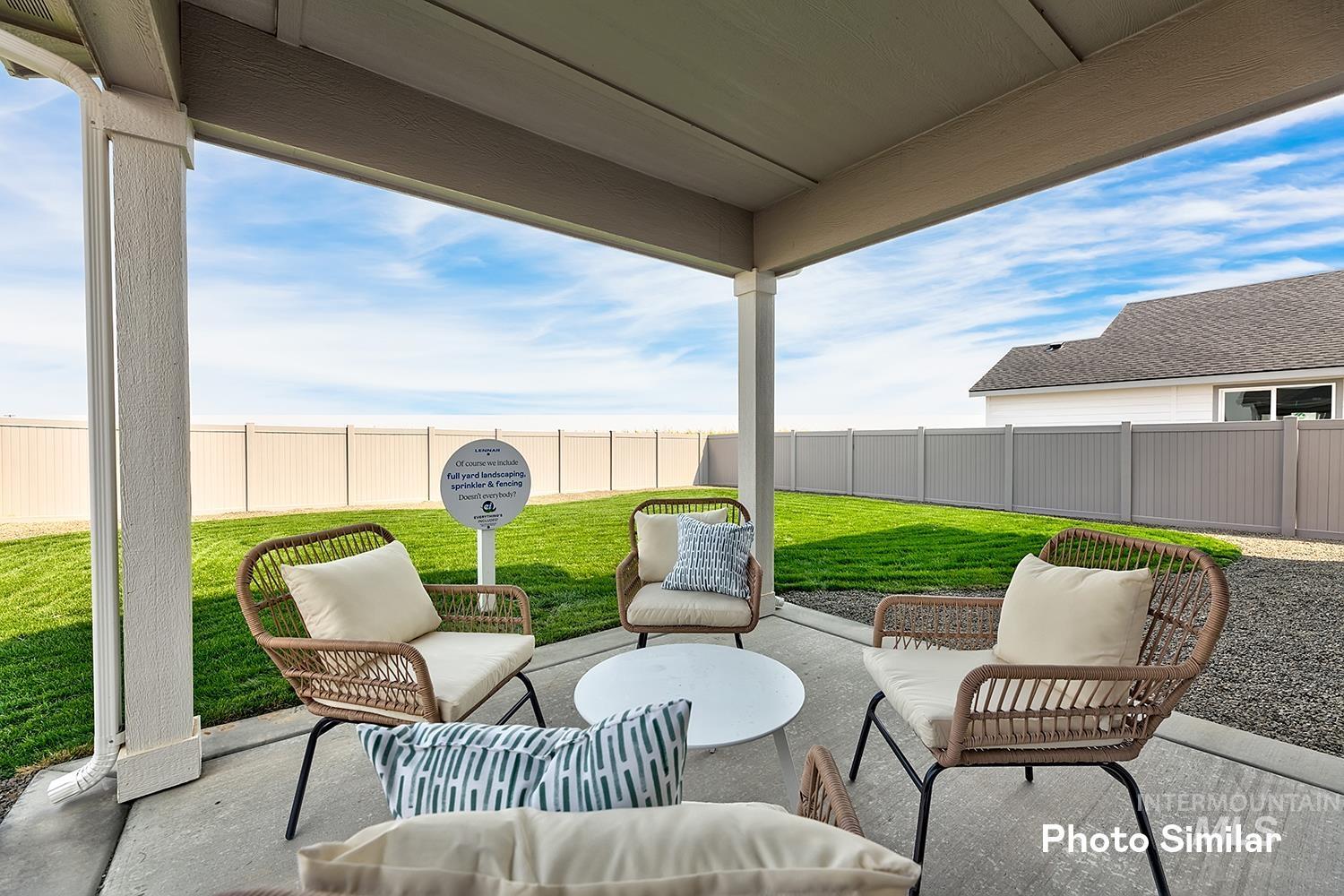 9244 W Happy Day Dr Property Photo 5