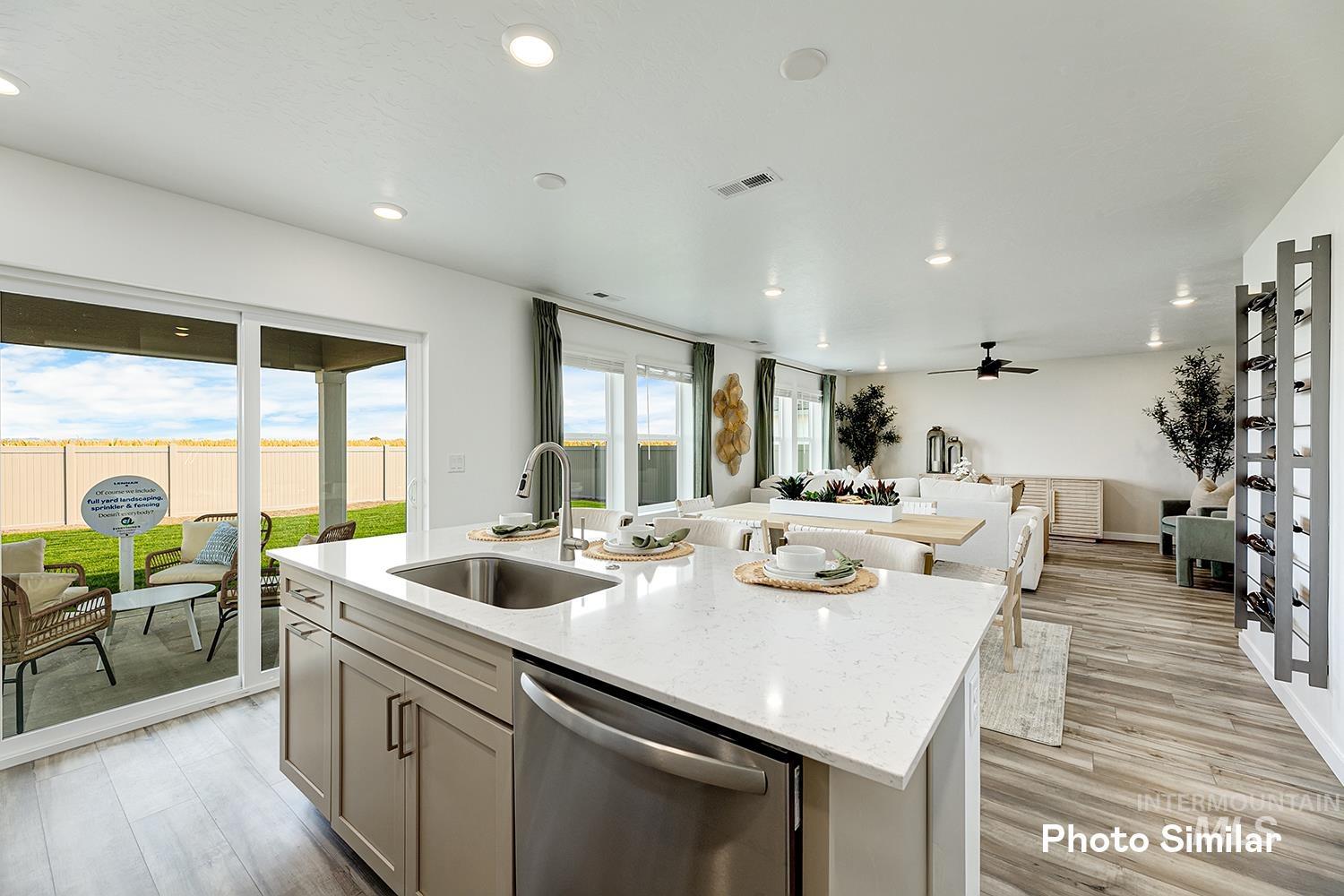 9244 W Happy Day Dr Property Photo 18