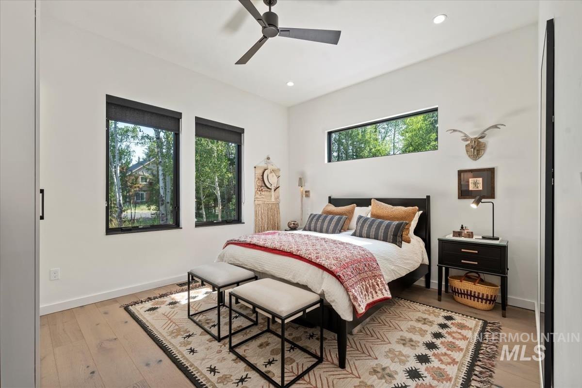 13 Cross Country Ct. Property Photo 25