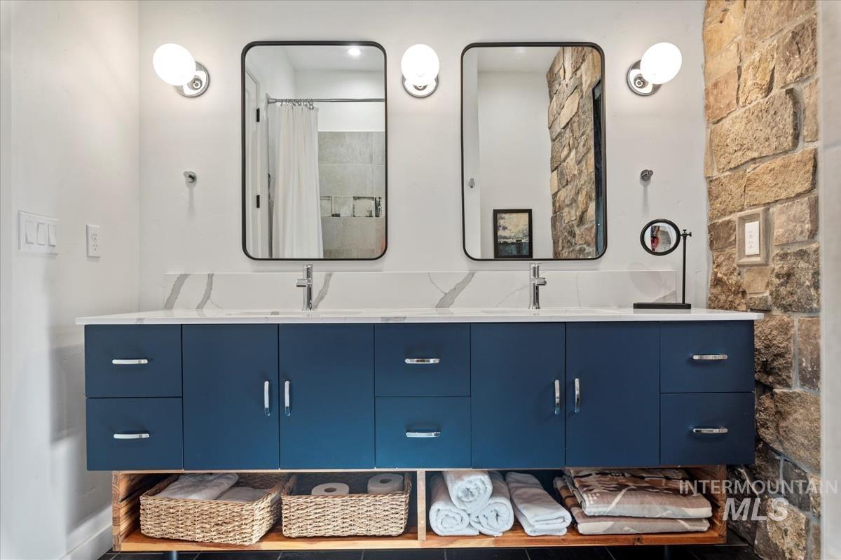 13 Cross Country Ct. Property Photo 27