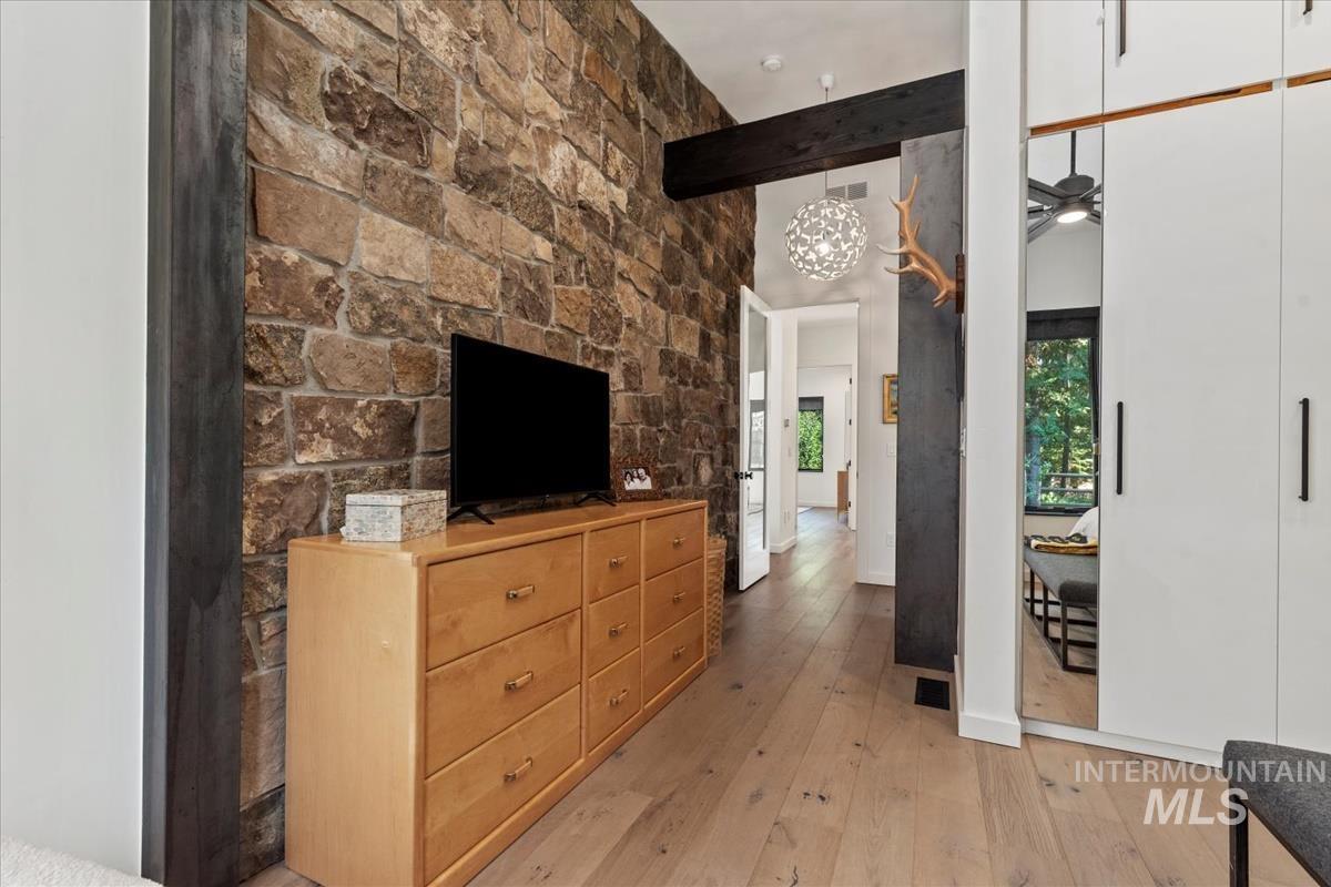 13 Cross Country Ct. Property Photo 32