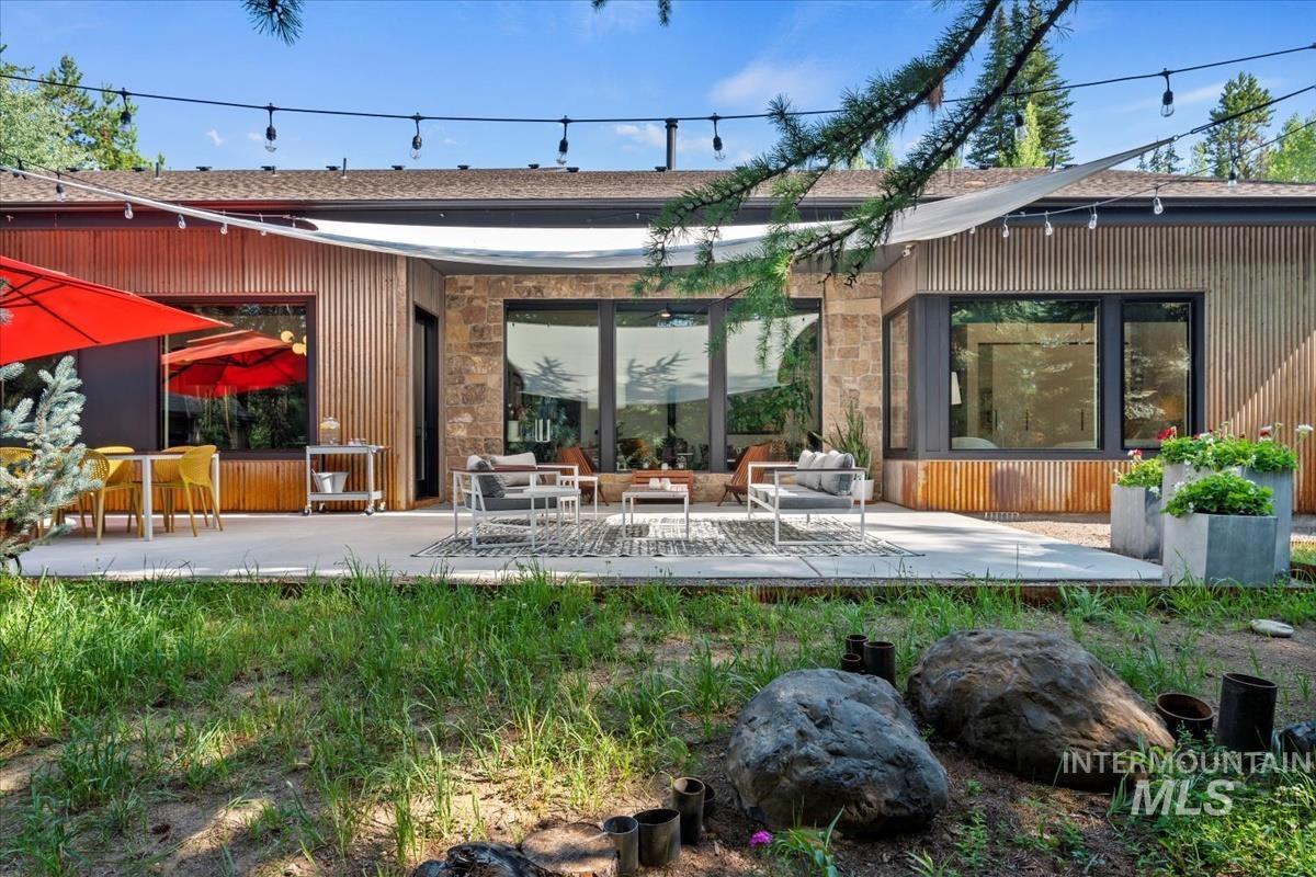 13 Cross Country Ct. Property Photo 40