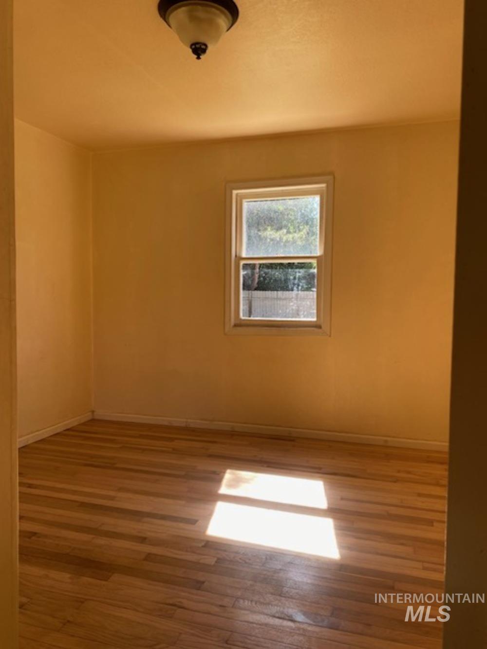 123 N Venice St Property Photo 11