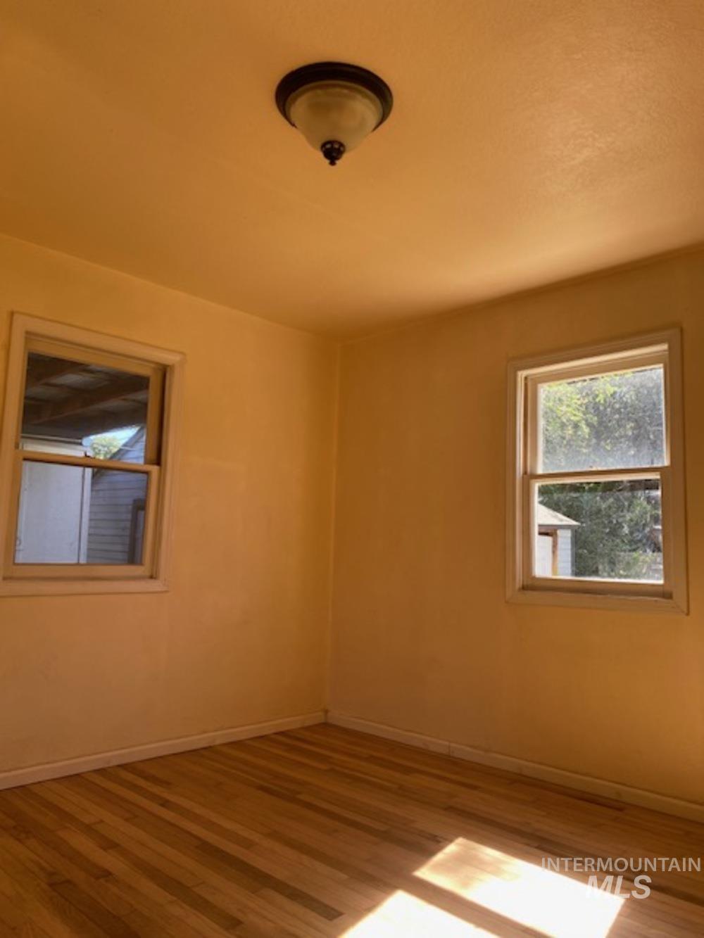 123 N Venice St Property Photo 12