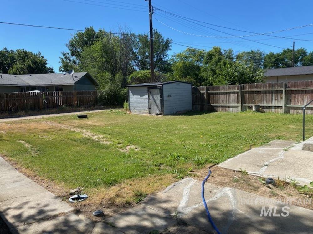 123 N Venice St Property Photo 17