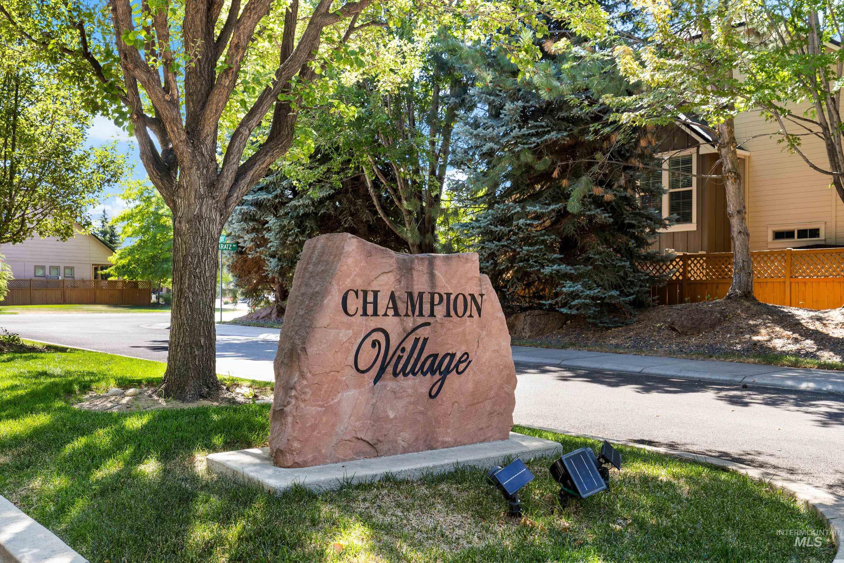 3286 N Gaviola Ave Property Photo 34