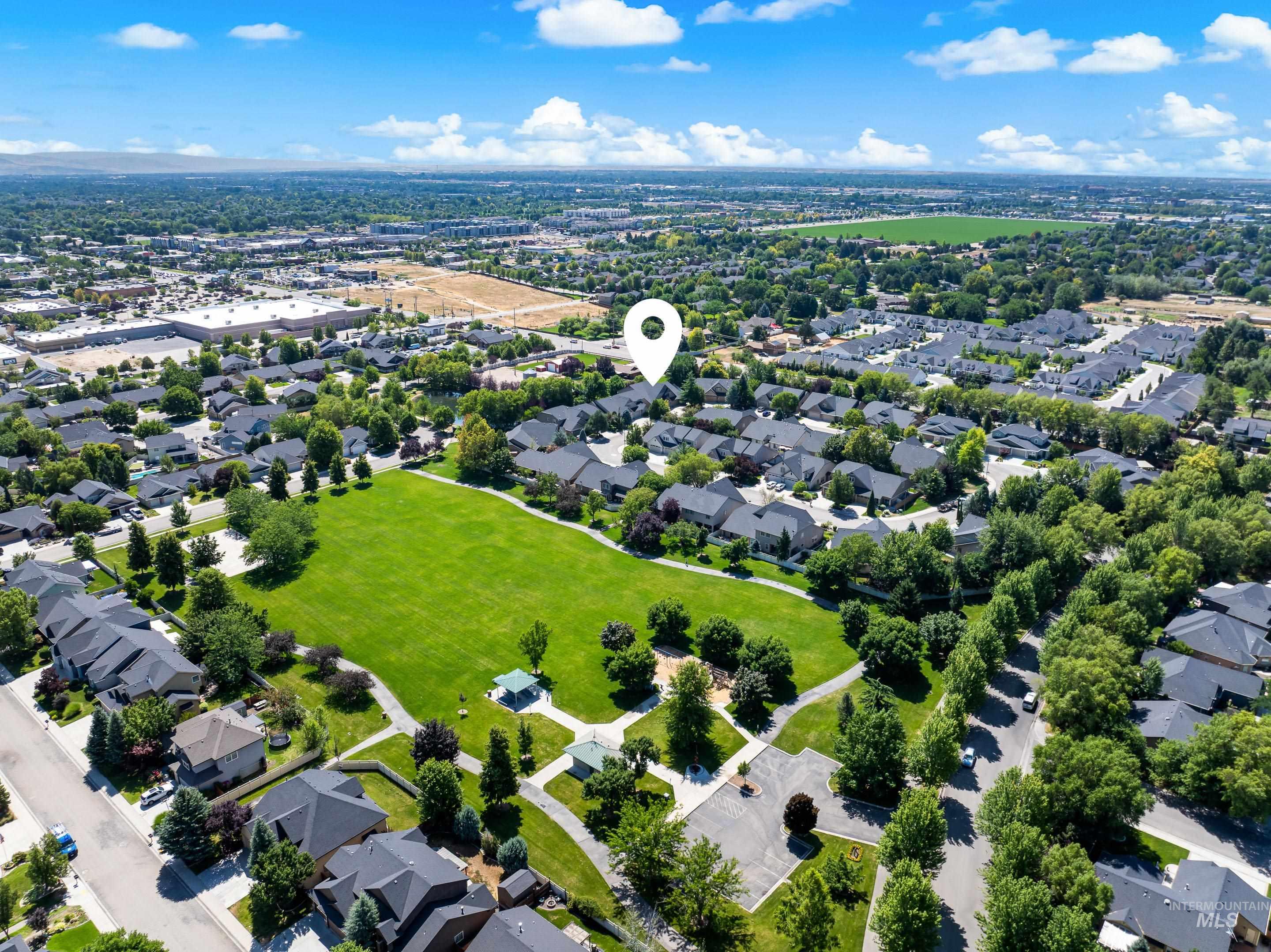 3286 N Gaviola Ave Property Photo 37