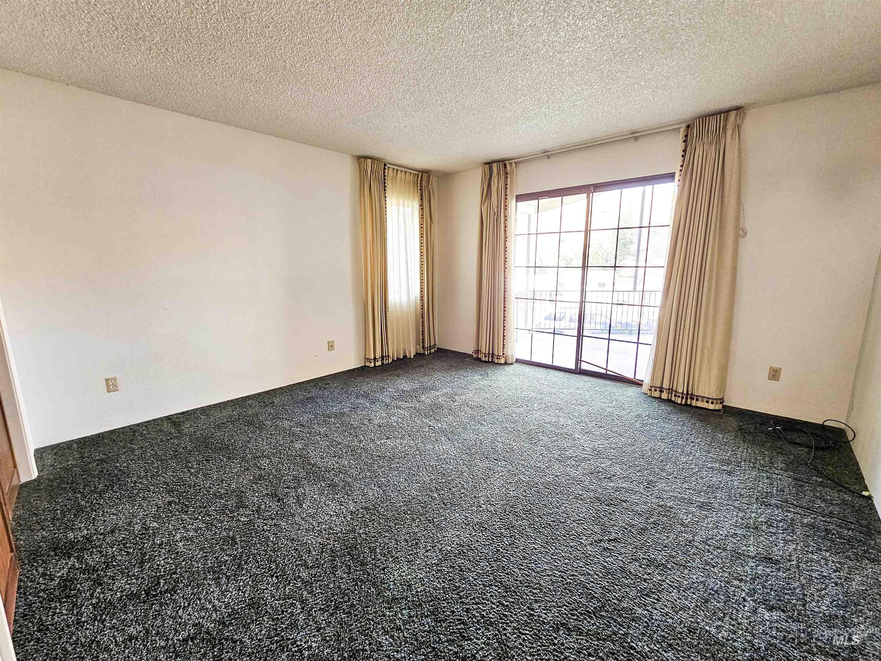 209 Harding St Property Photo 19