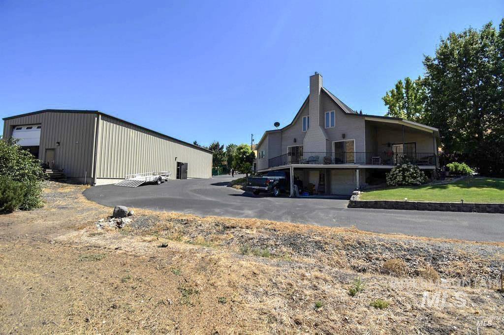 209 Harding St Property Photo 32