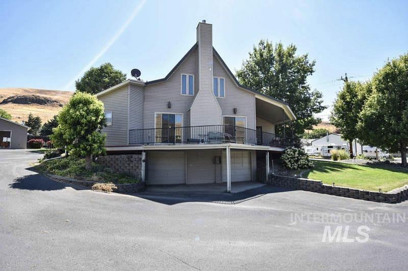 209 Harding St Property Photo 36