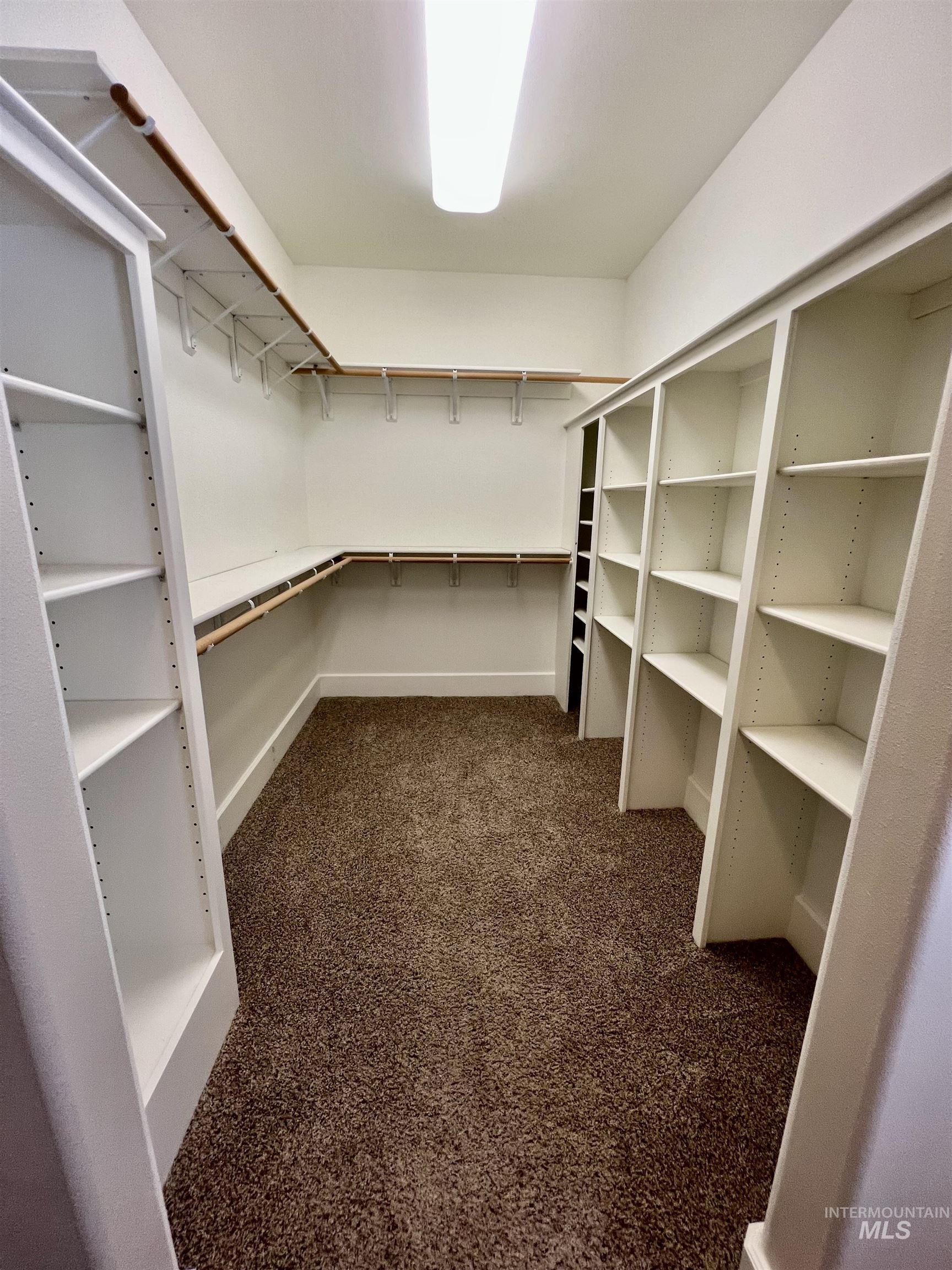 468 Crestline Circle Drive Property Photo 21