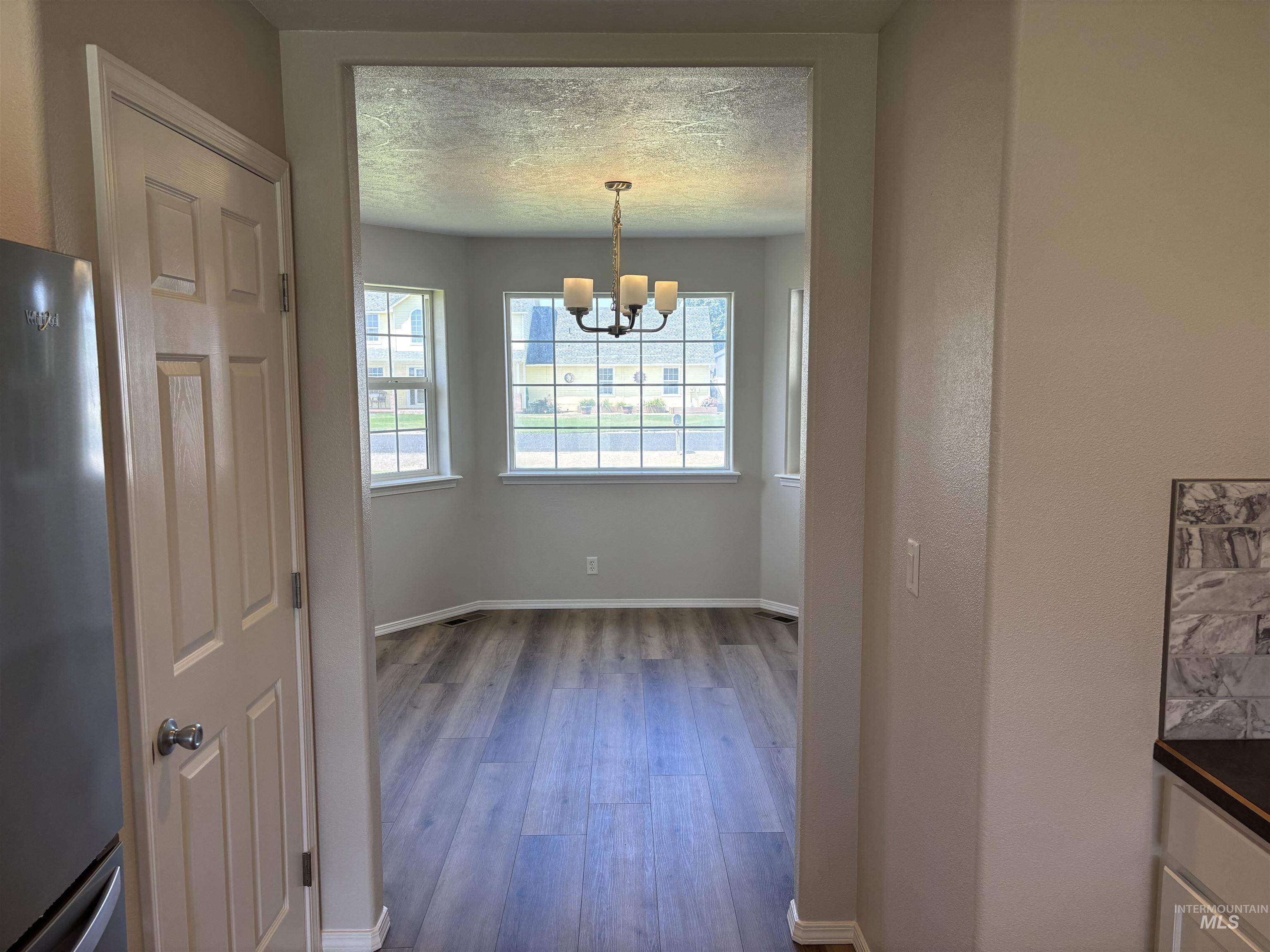 1190 Nw Bluegrass Cr Property Photo 13