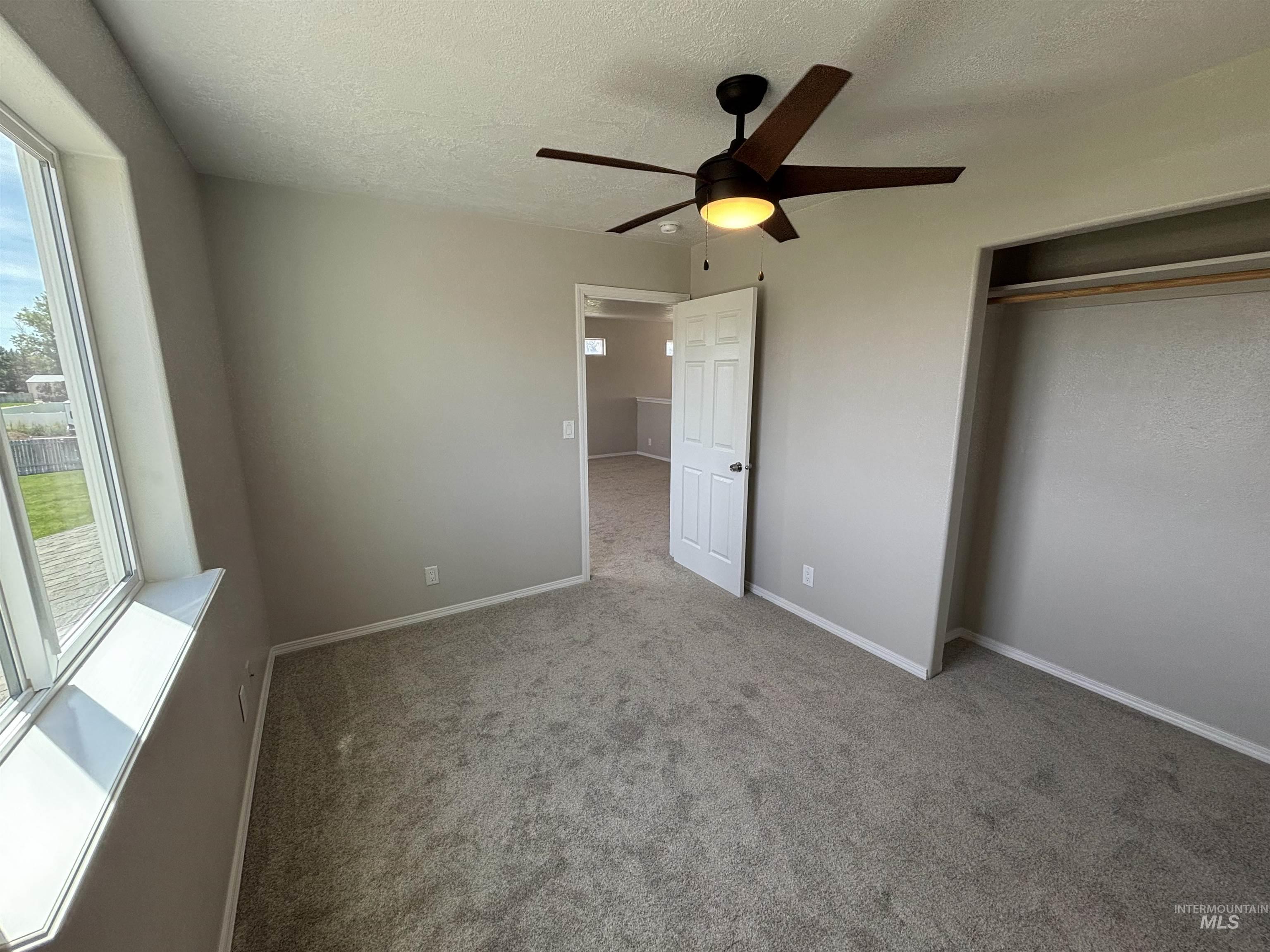 1190 Nw Bluegrass Cr Property Photo 28