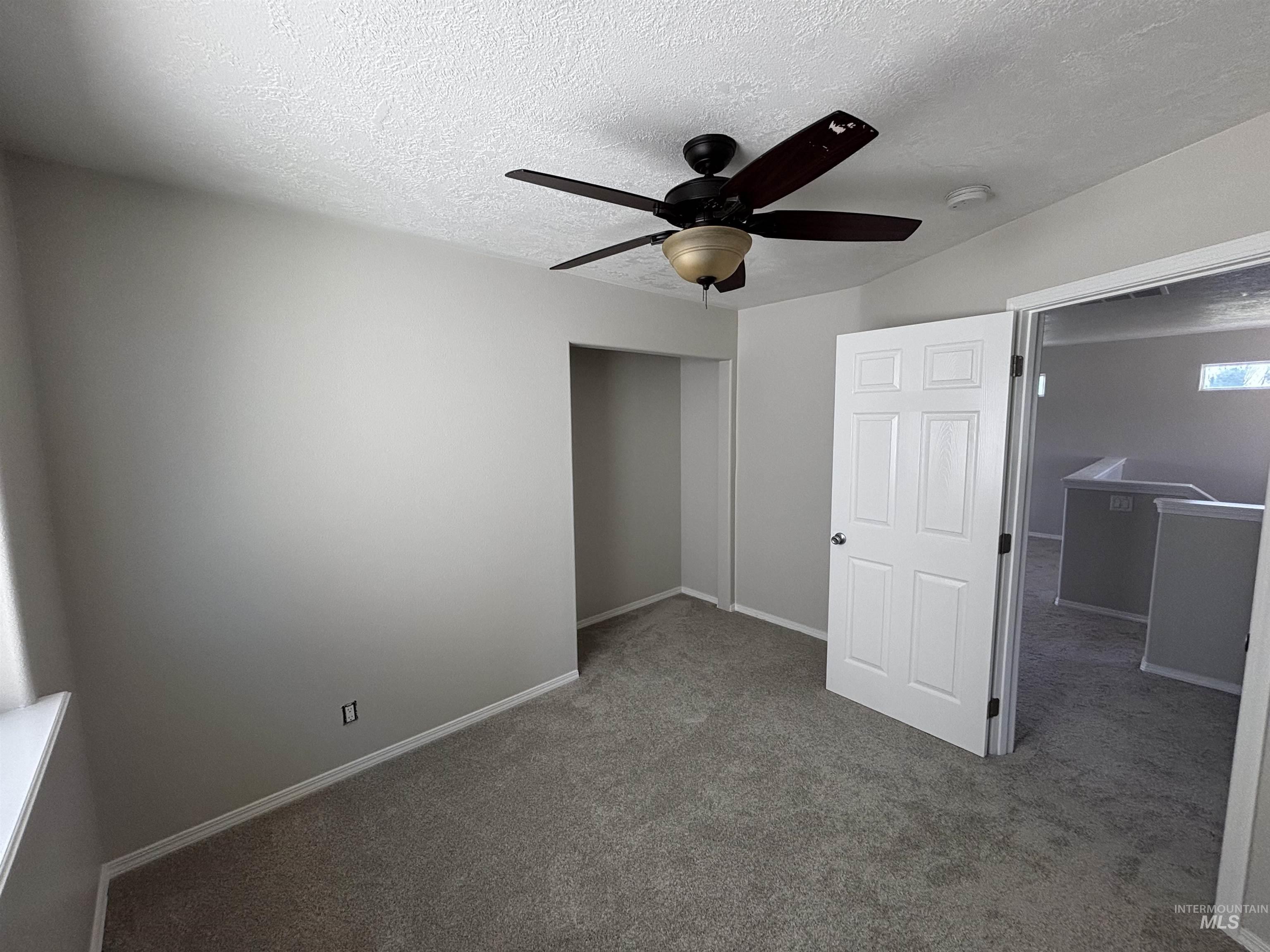 1190 Nw Bluegrass Cr Property Photo 32