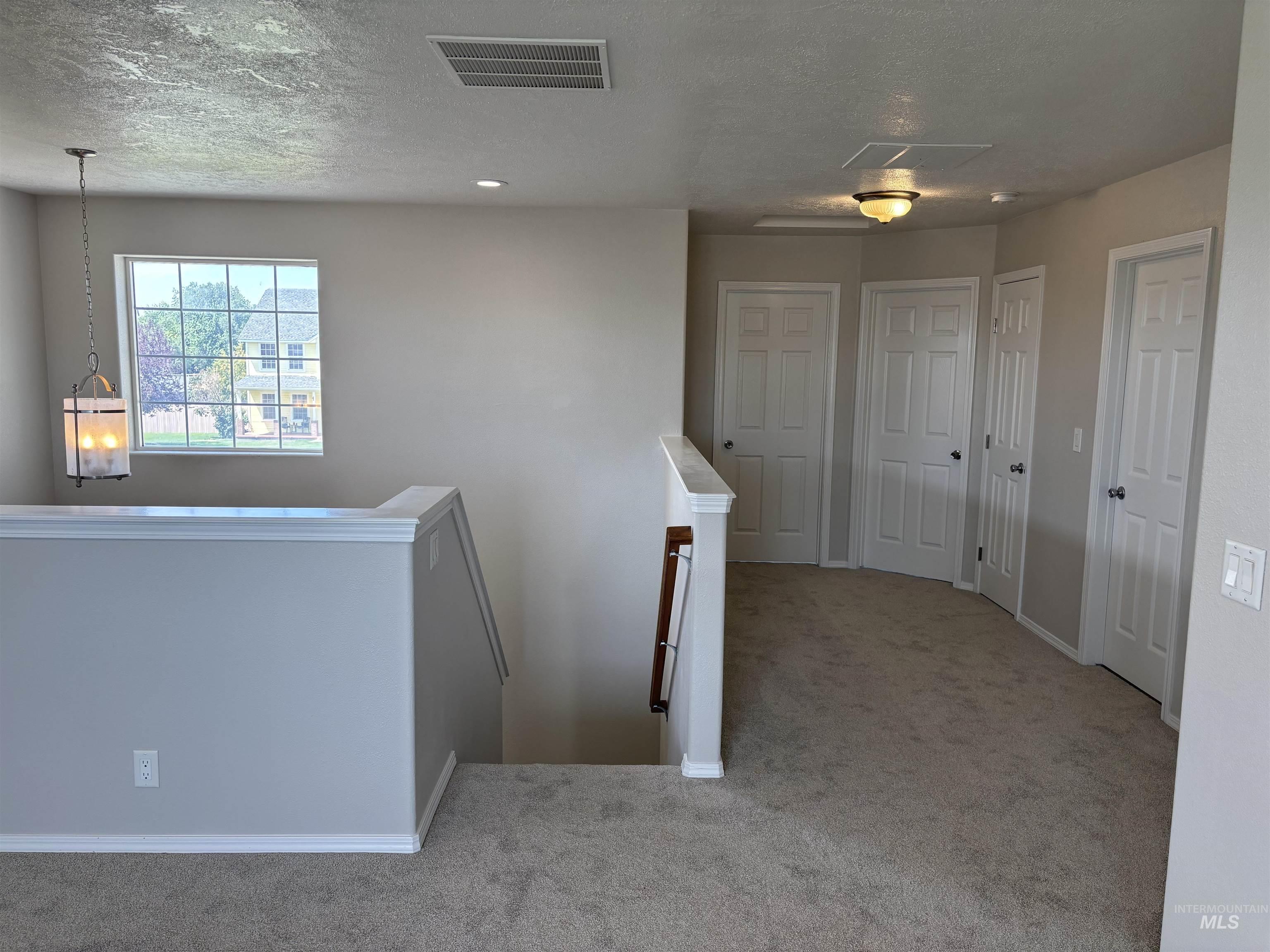 1190 Nw Bluegrass Cr Property Photo 33