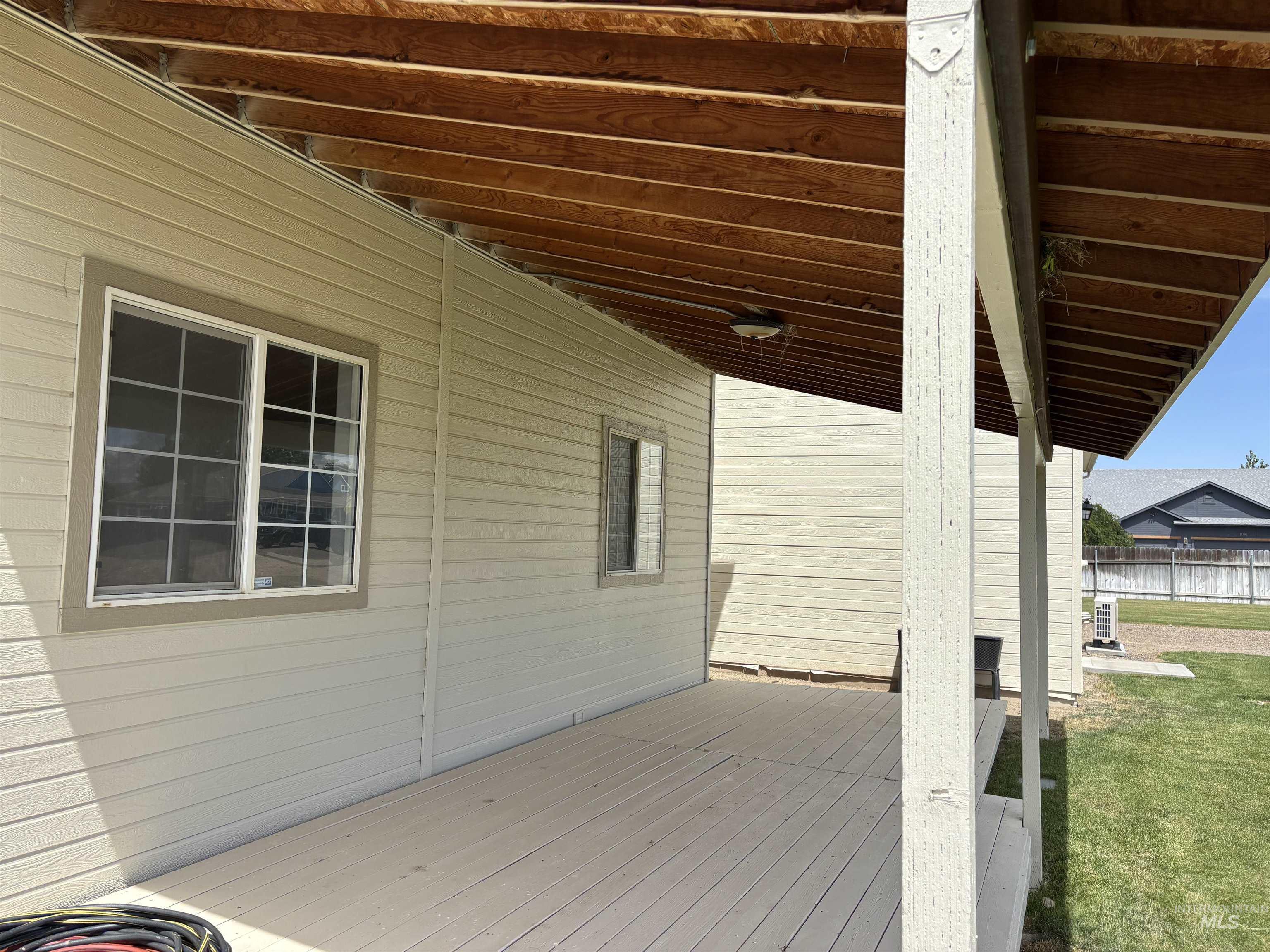 1190 Nw Bluegrass Cr Property Photo 48