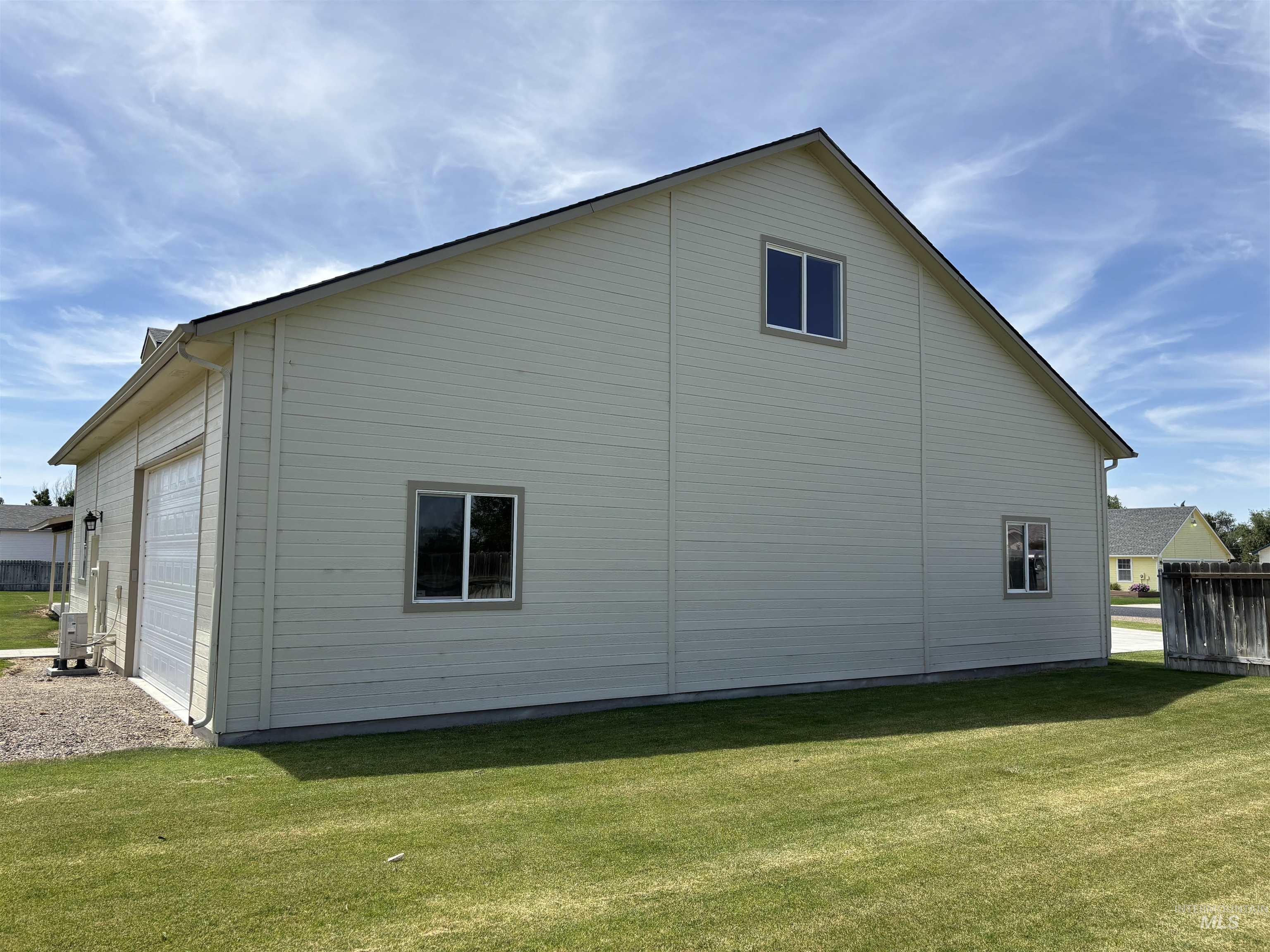 1190 Nw Bluegrass Cr Property Photo 49