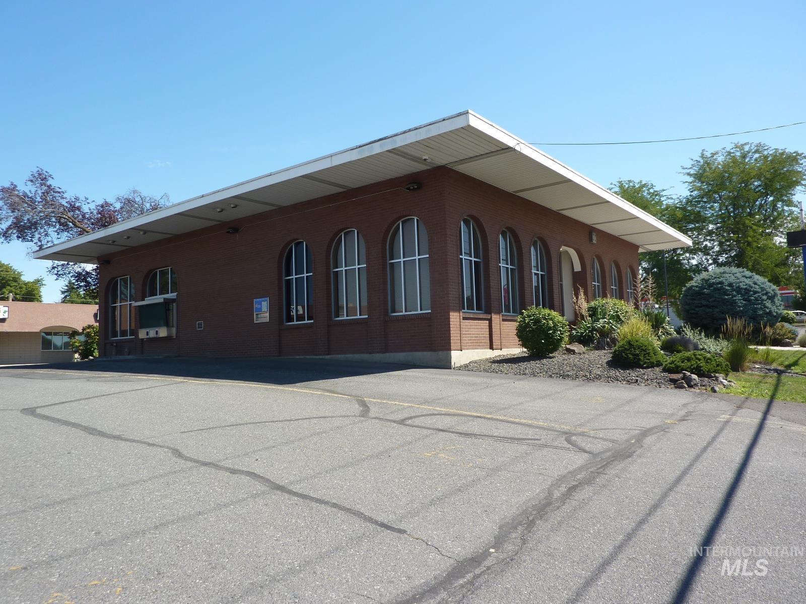 1031 21st Street Property Photo